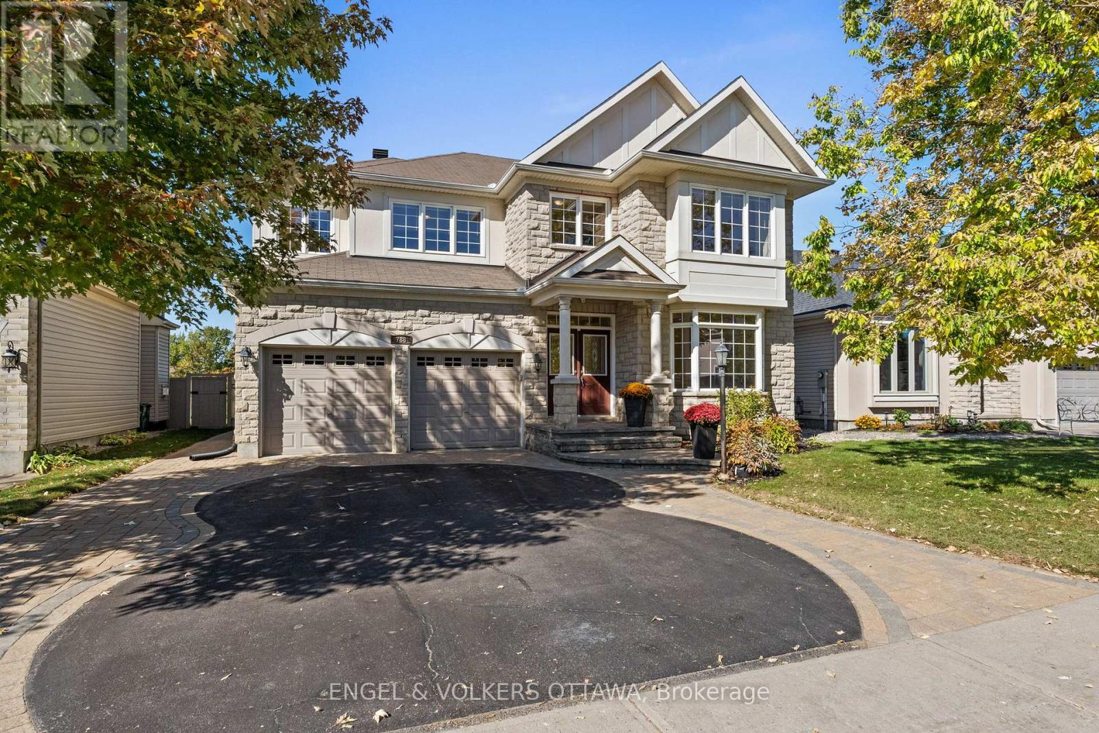 788 Kilbirnie Drive, Ottawa, Ontario  K2J 0M4 - Photo 2 - X12447104