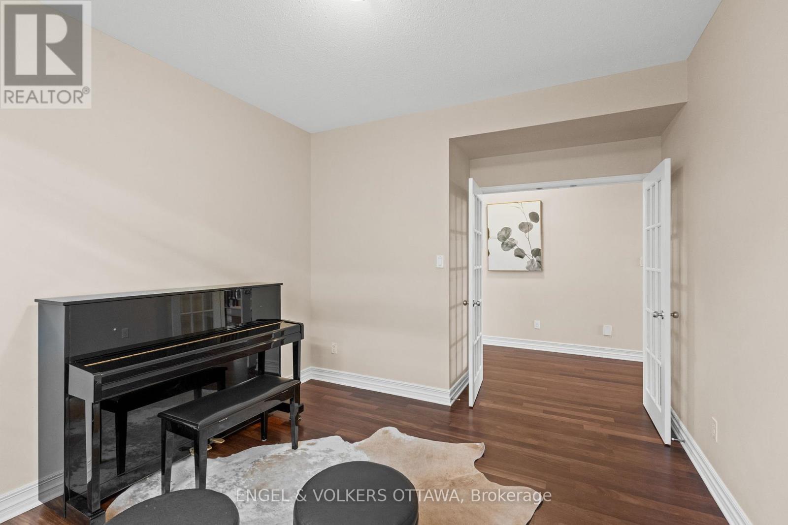 788 Kilbirnie Drive, Ottawa, Ontario  K2J 0M4 - Photo 24 - X12447104