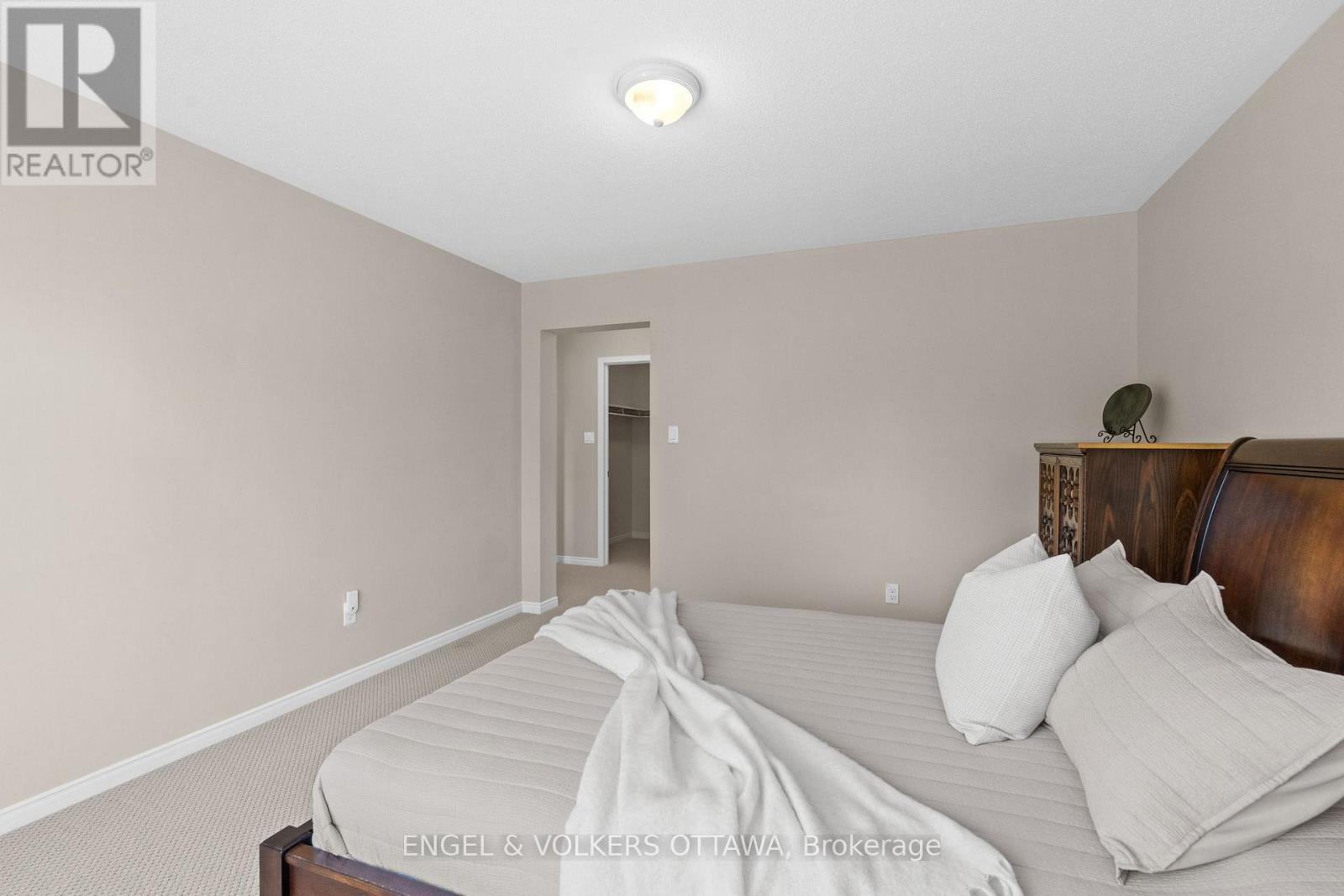 788 Kilbirnie Drive, Ottawa, Ontario  K2J 0M4 - Photo 40 - X12447104