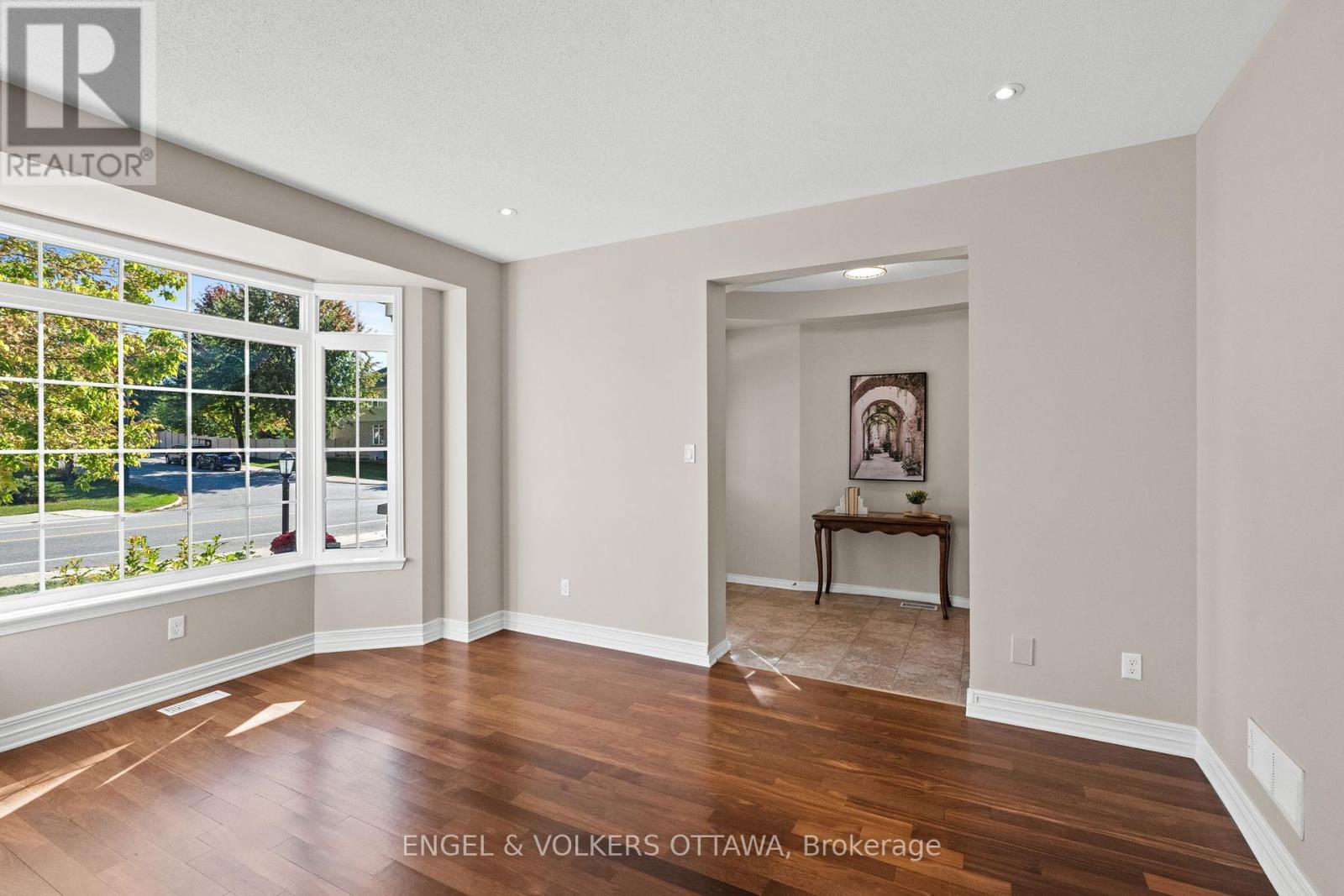 788 Kilbirnie Drive, Ottawa, Ontario  K2J 0M4 - Photo 6 - X12447104