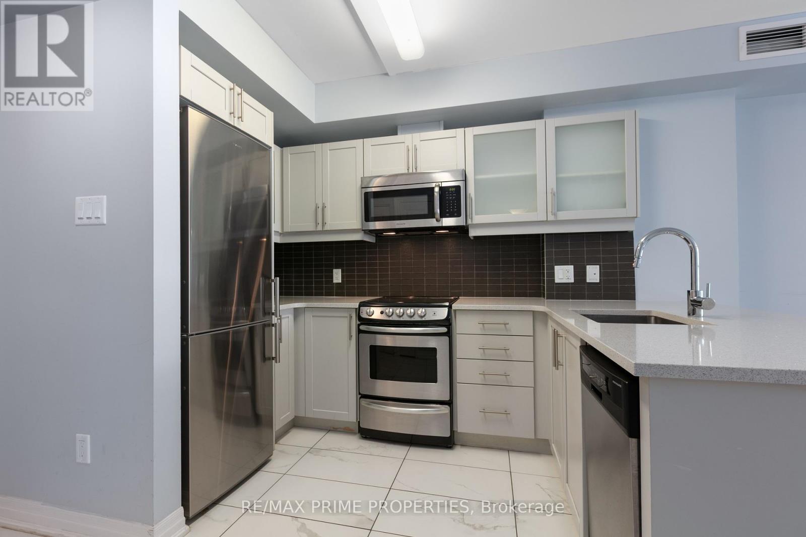 1306 - 195 Besserer Street, Ottawa, Ontario  K1N 0B6 - Photo 9 - X12447105