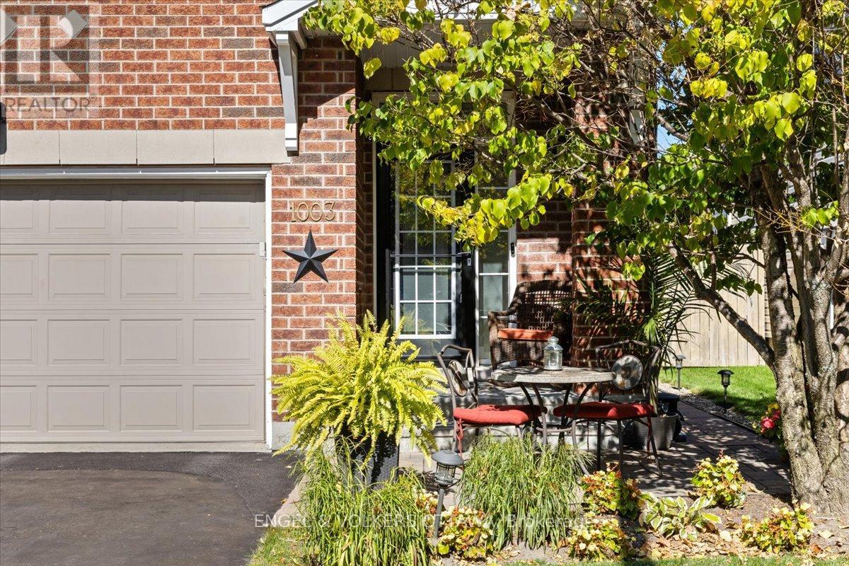 1003 Markwick Crescent, Ottawa, Ontario  K4A 4X5 - Photo 2 - X12447252