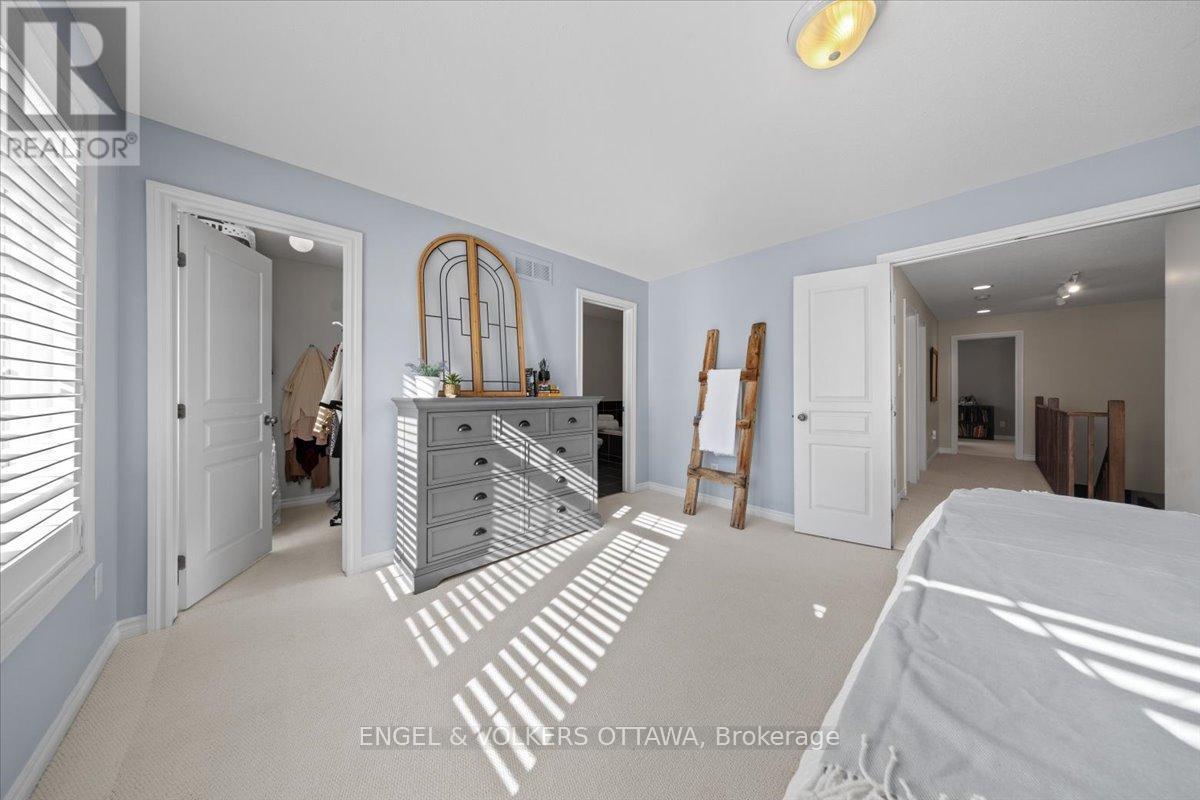 1003 Markwick Crescent, Ottawa, Ontario  K4A 4X5 - Photo 21 - X12447252