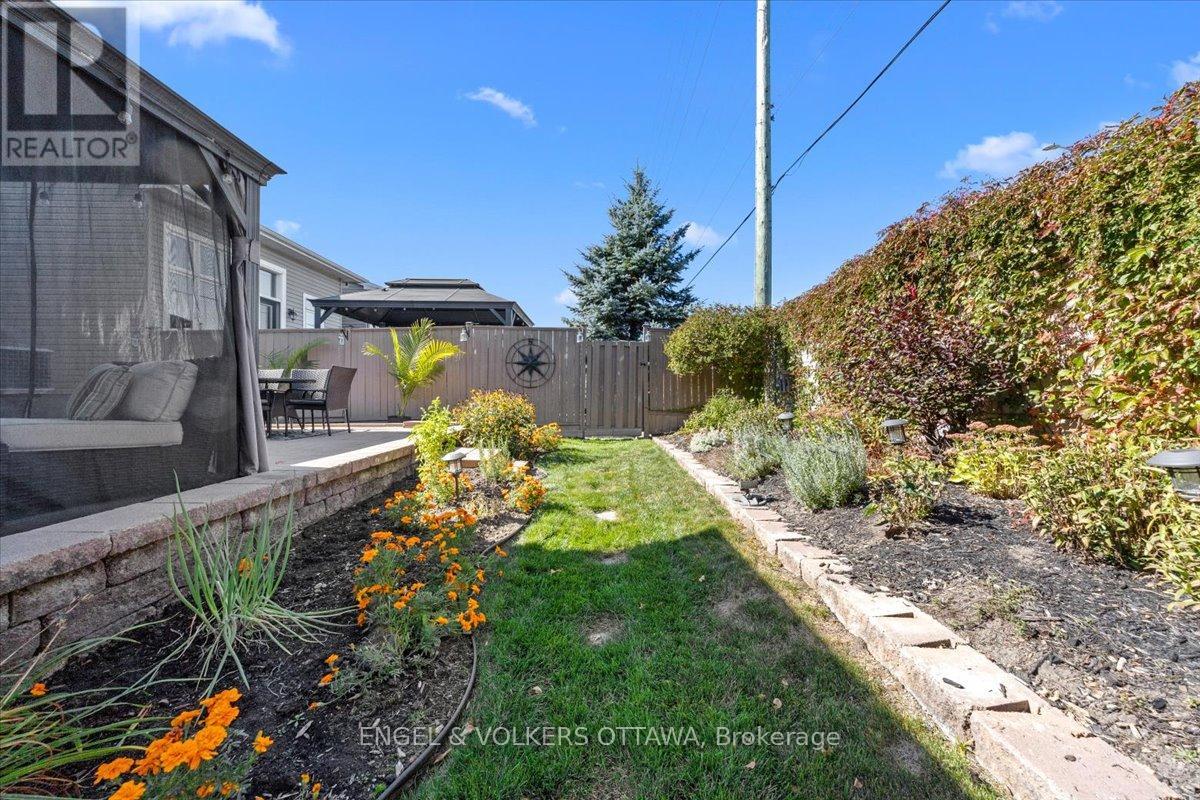 1003 Markwick Crescent, Ottawa, Ontario  K4A 4X5 - Photo 34 - X12447252