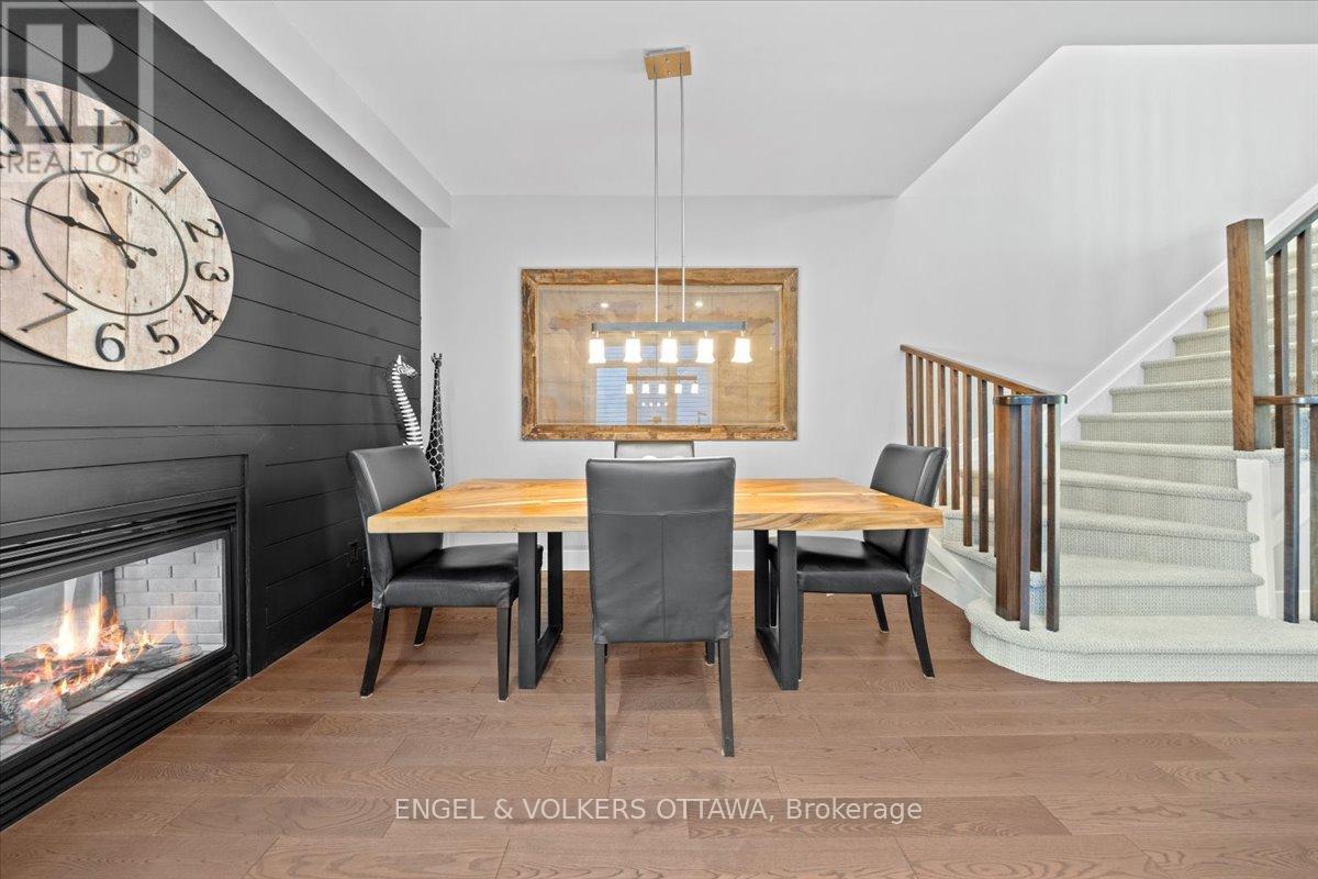 1003 Markwick Crescent, Ottawa, Ontario  K4A 4X5 - Photo 6 - X12447252