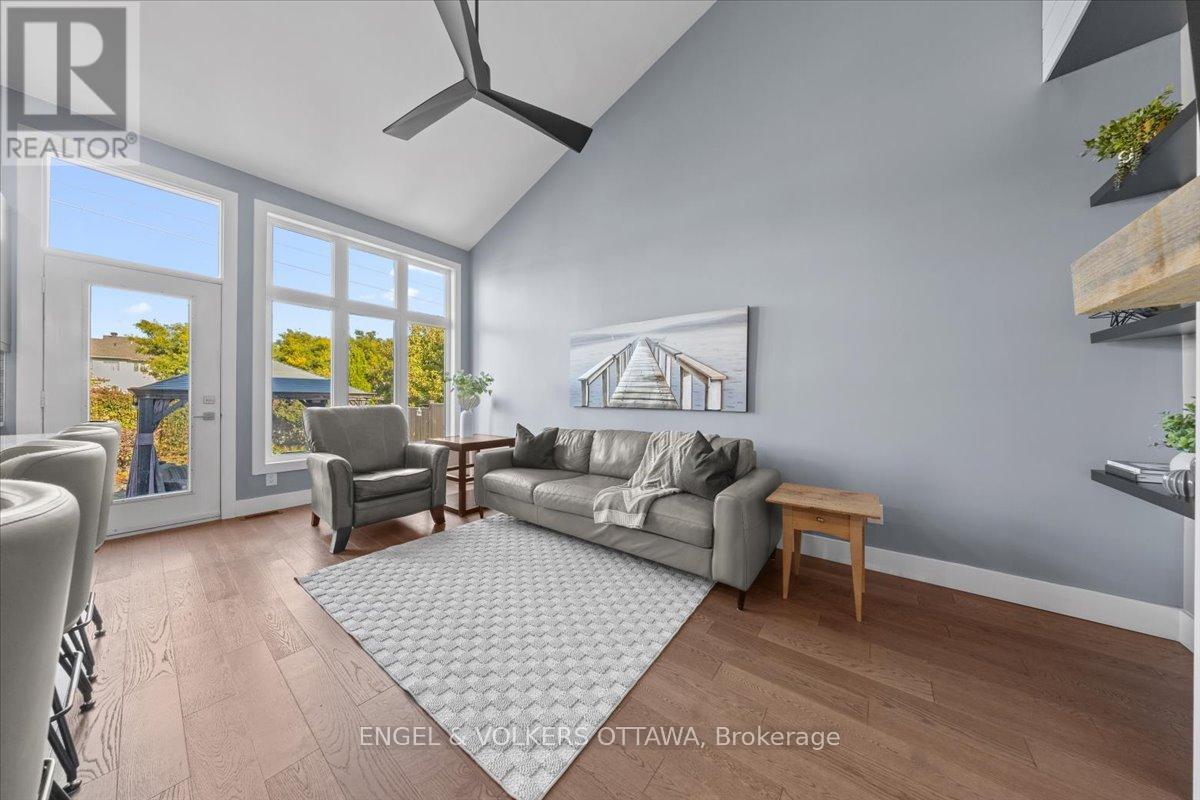 1003 Markwick Crescent, Ottawa, Ontario  K4A 4X5 - Photo 9 - X12447252