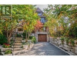 151 BALSAM AVENUE, Toronto, Ontario