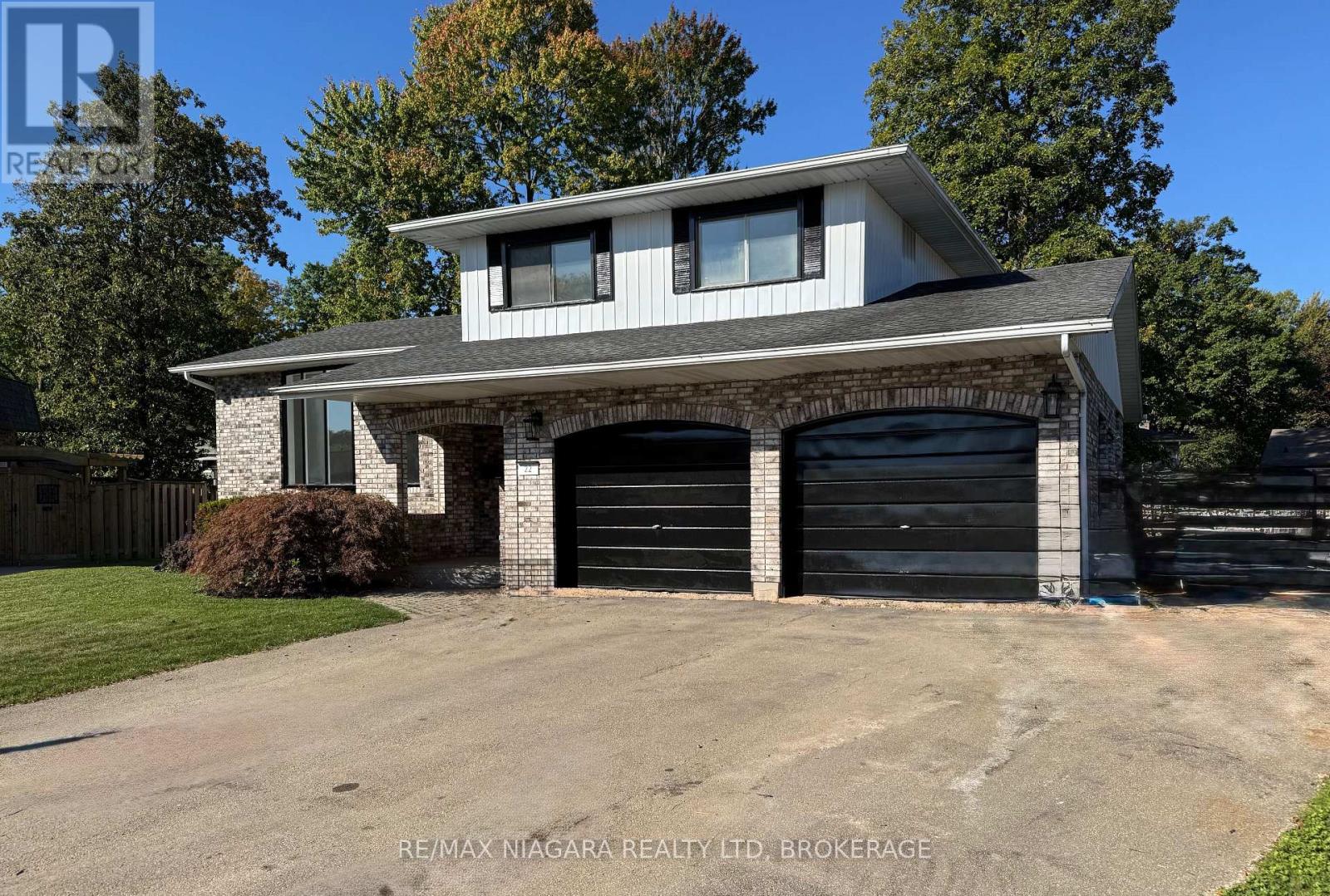 22 Little John Court, Welland, Ontario  L3C 5X2 - Photo 1 - X12447129