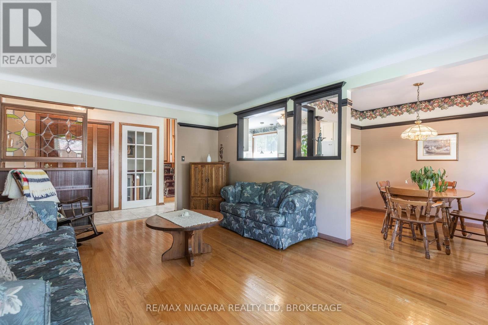 8 Jefferson Drive, St. Catharines, Ontario  L2N 3T9 - Photo 7 - X12447224