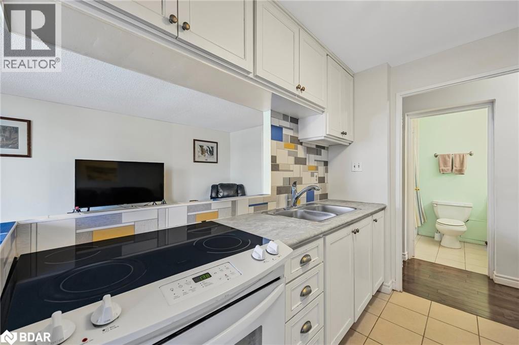 2 Albert Street Unit# 32, Barrie, Ontario  L4M 3S4 - Photo 3 - 40776427