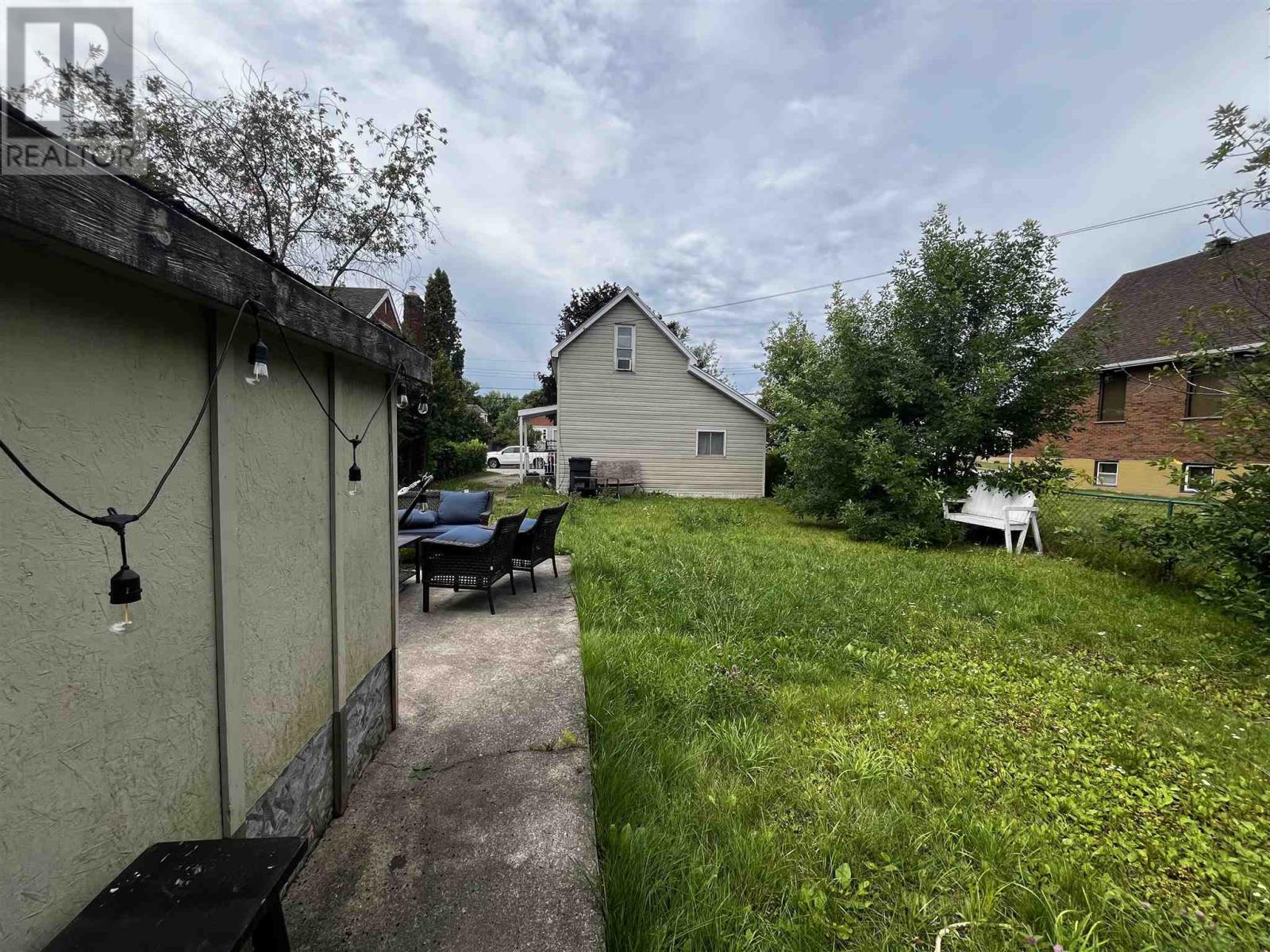 338 Third Ave, Sault Ste. Marie, Ontario  P6C 4M4 - Photo 8 - SM252303