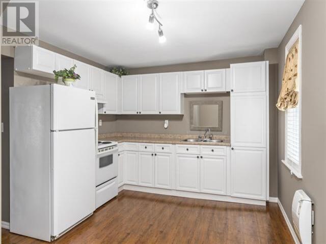 338 Third Ave, Sault Ste. Marie, Ontario  P6C 4M4 - Photo 9 - SM252303