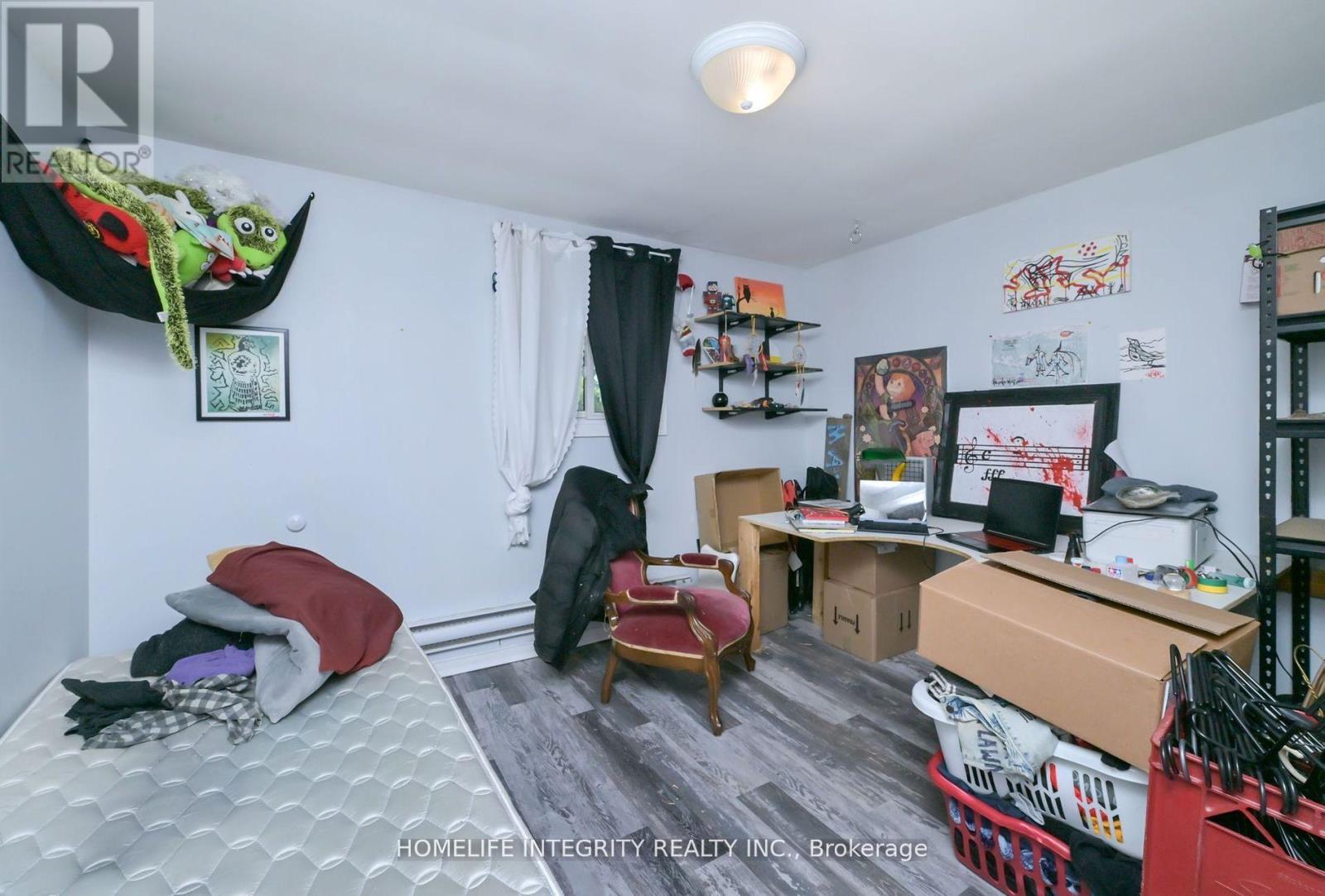 254 Centre Street E, Essa (Angus), Ontario  L0M 1B2 - Photo 20 - N12446983