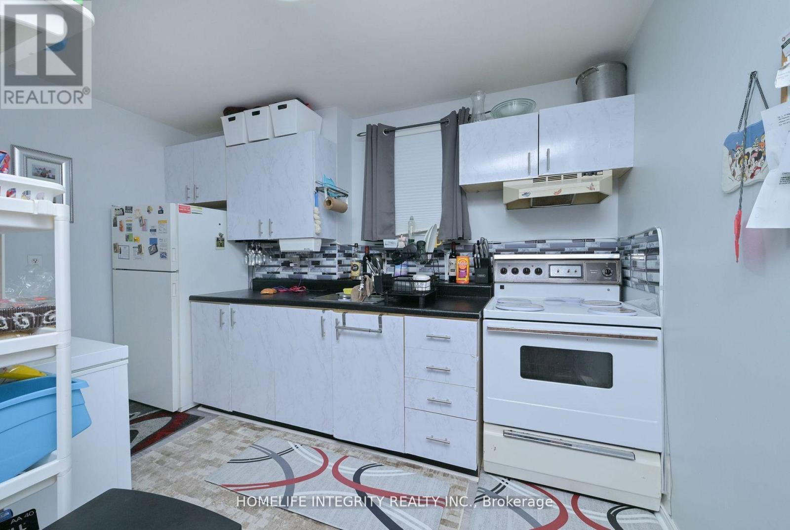 254 Centre Street E, Essa (Angus), Ontario  L0M 1B2 - Photo 32 - N12446983