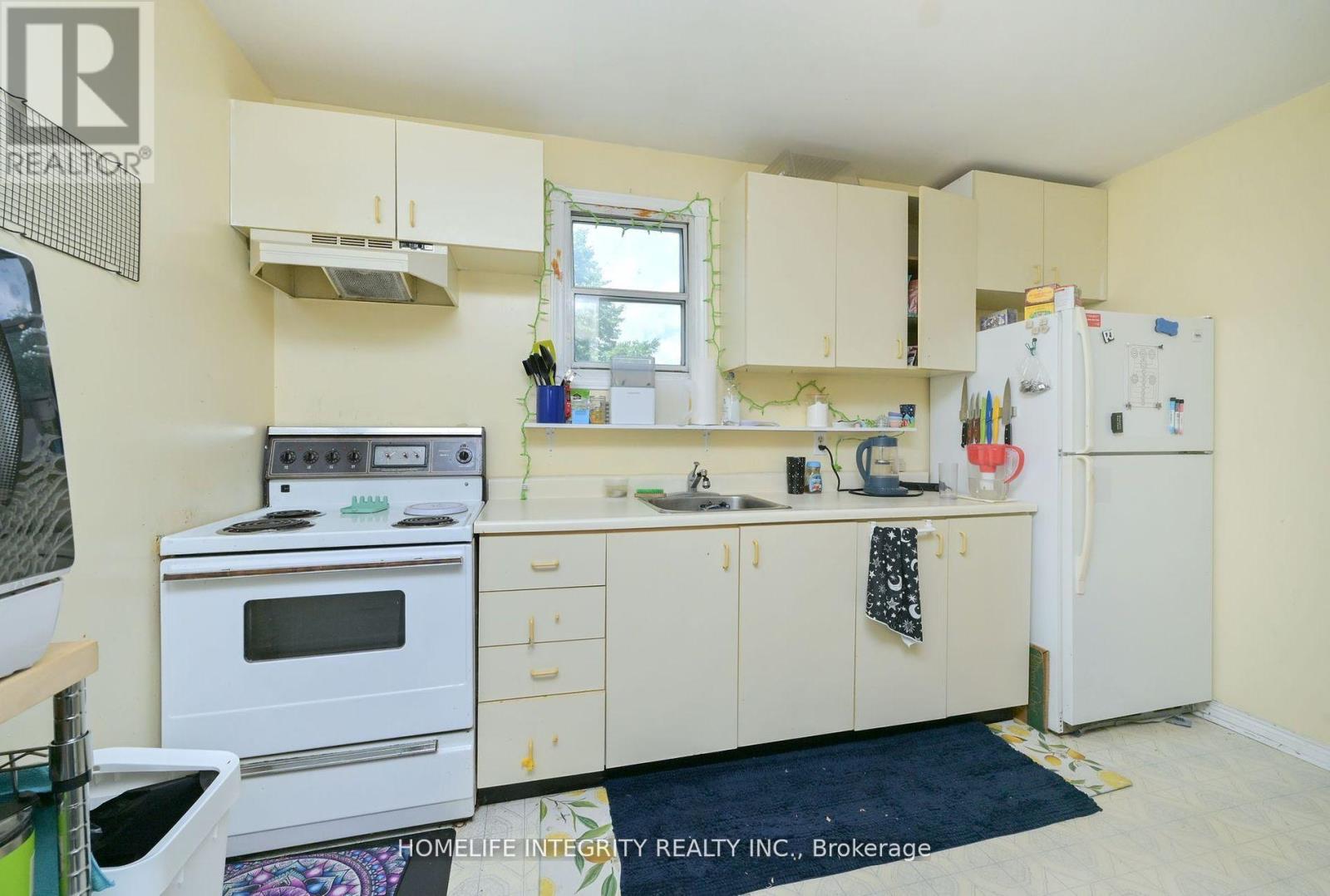 254 Centre Street E, Essa (Angus), Ontario  L0M 1B2 - Photo 38 - N12446983