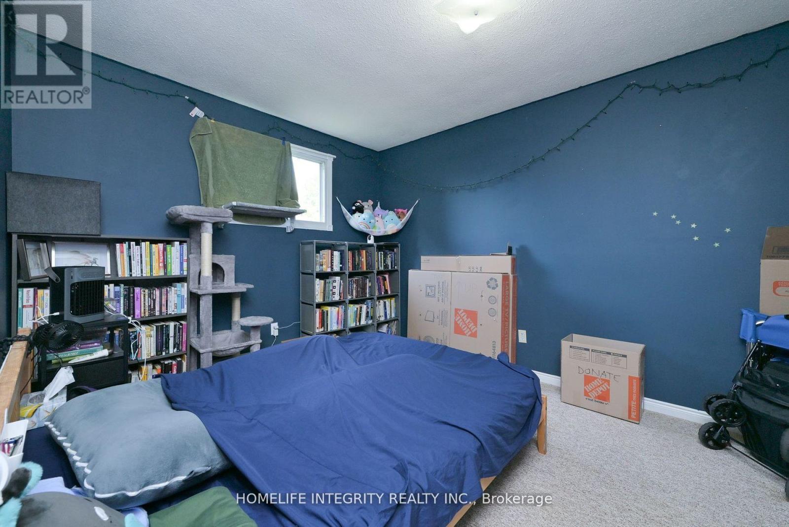 254 Centre Street E, Essa (Angus), Ontario  L0M 1B2 - Photo 40 - N12446983