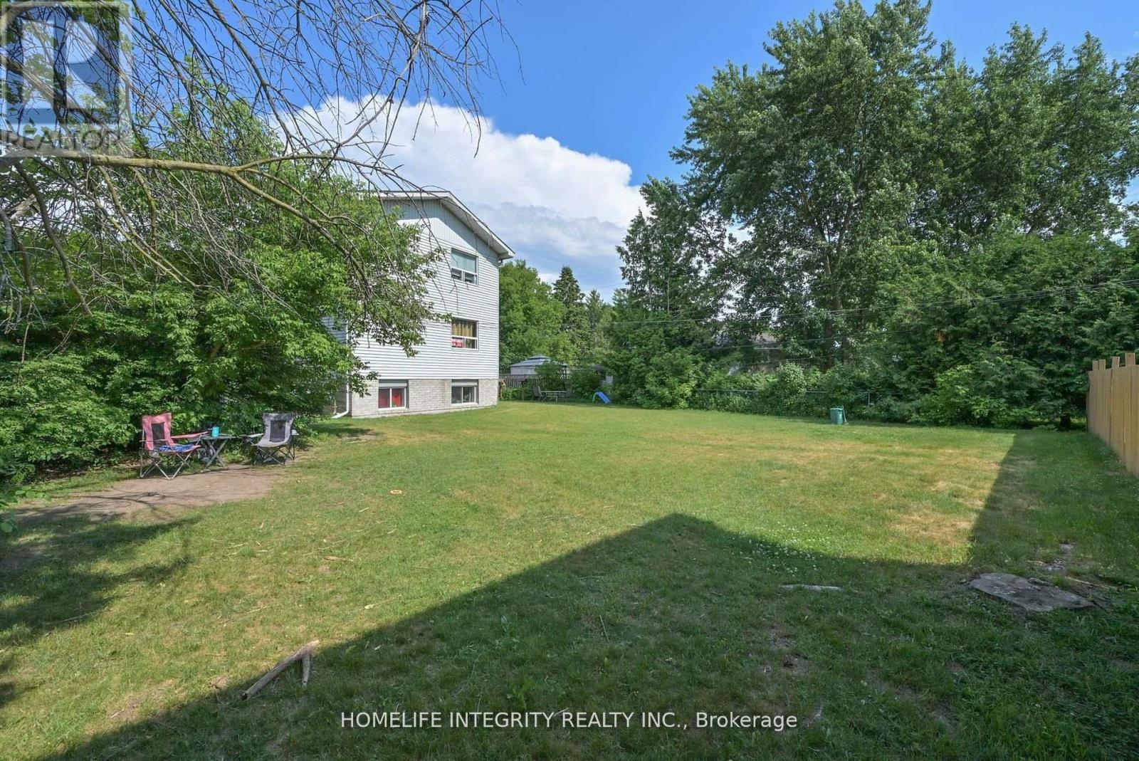254 Centre Street E, Essa (Angus), Ontario  L0M 1B2 - Photo 42 - N12446983