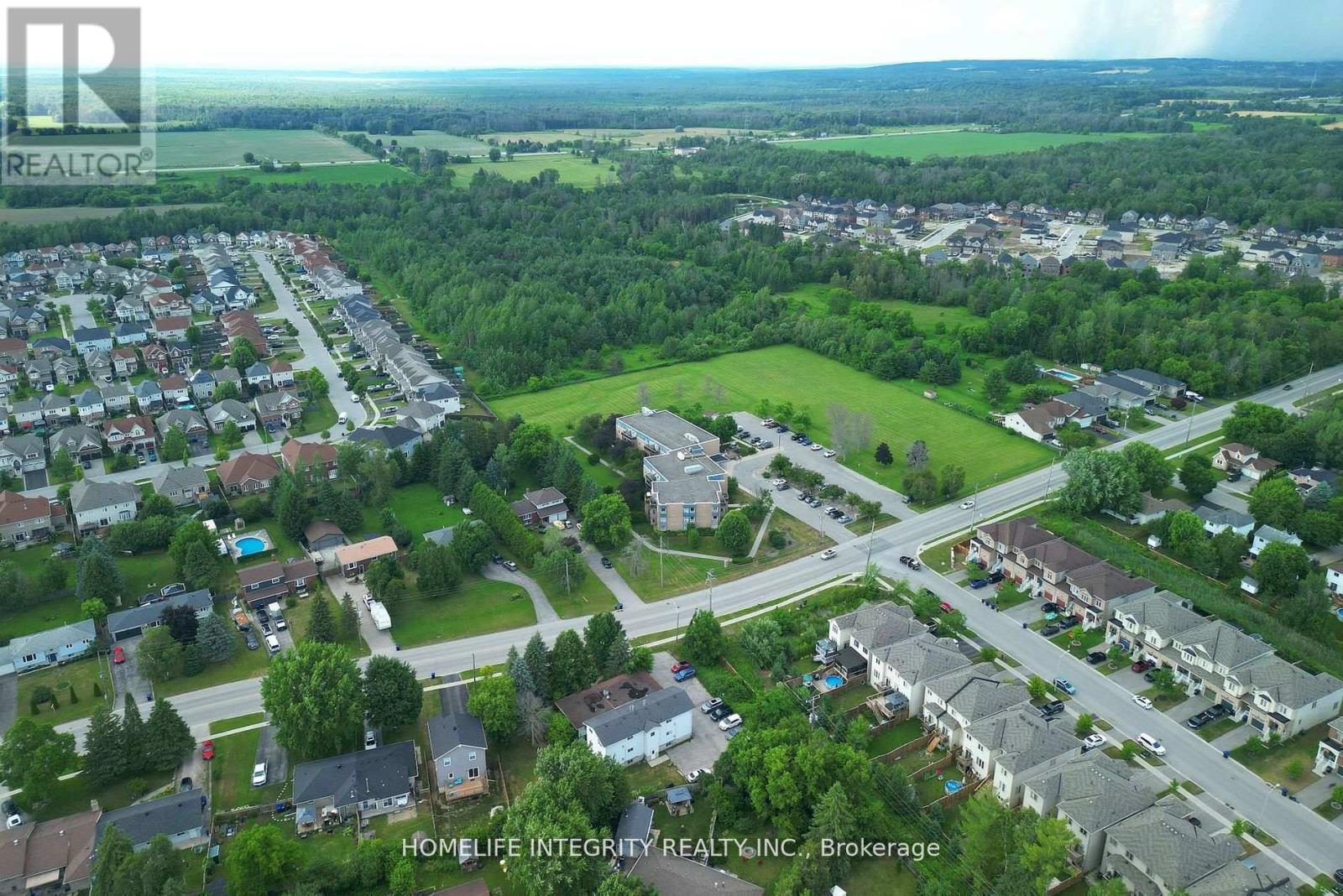 254 Centre Street E, Essa (Angus), Ontario  L0M 1B2 - Photo 49 - N12446983