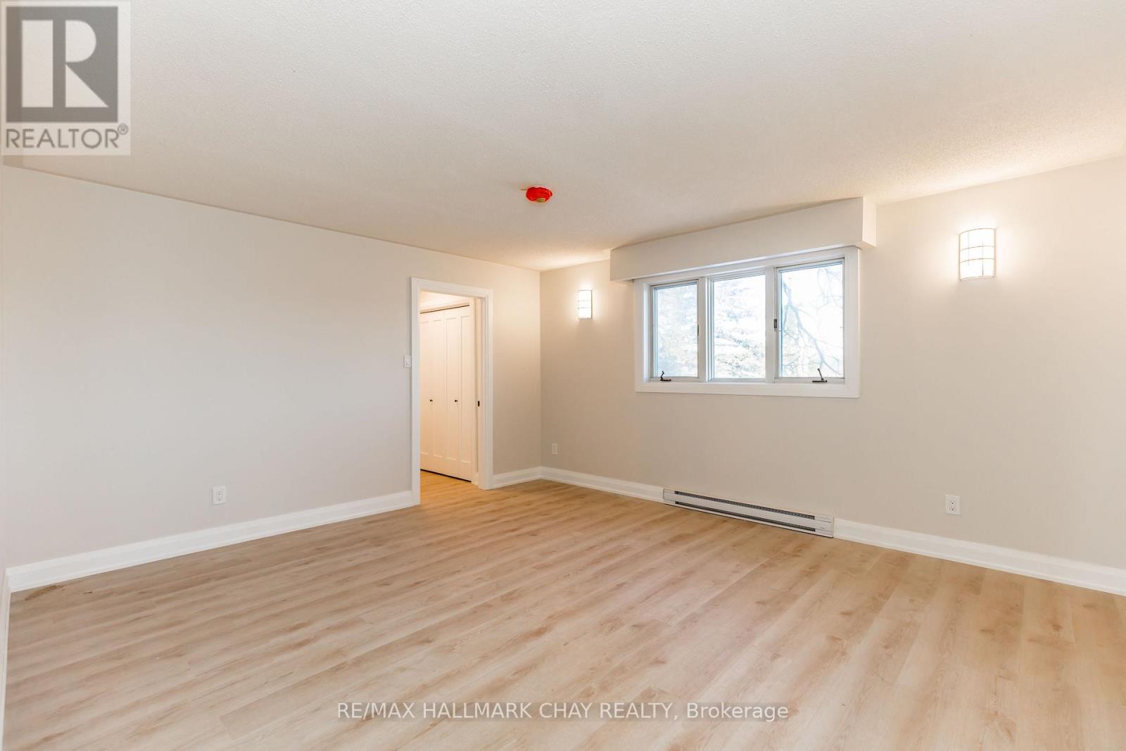 Upper - 3993 Stouffville Road, Whitchurch-Stouffville, Ontario  L4A 3X1 - Photo 28 - N12446984