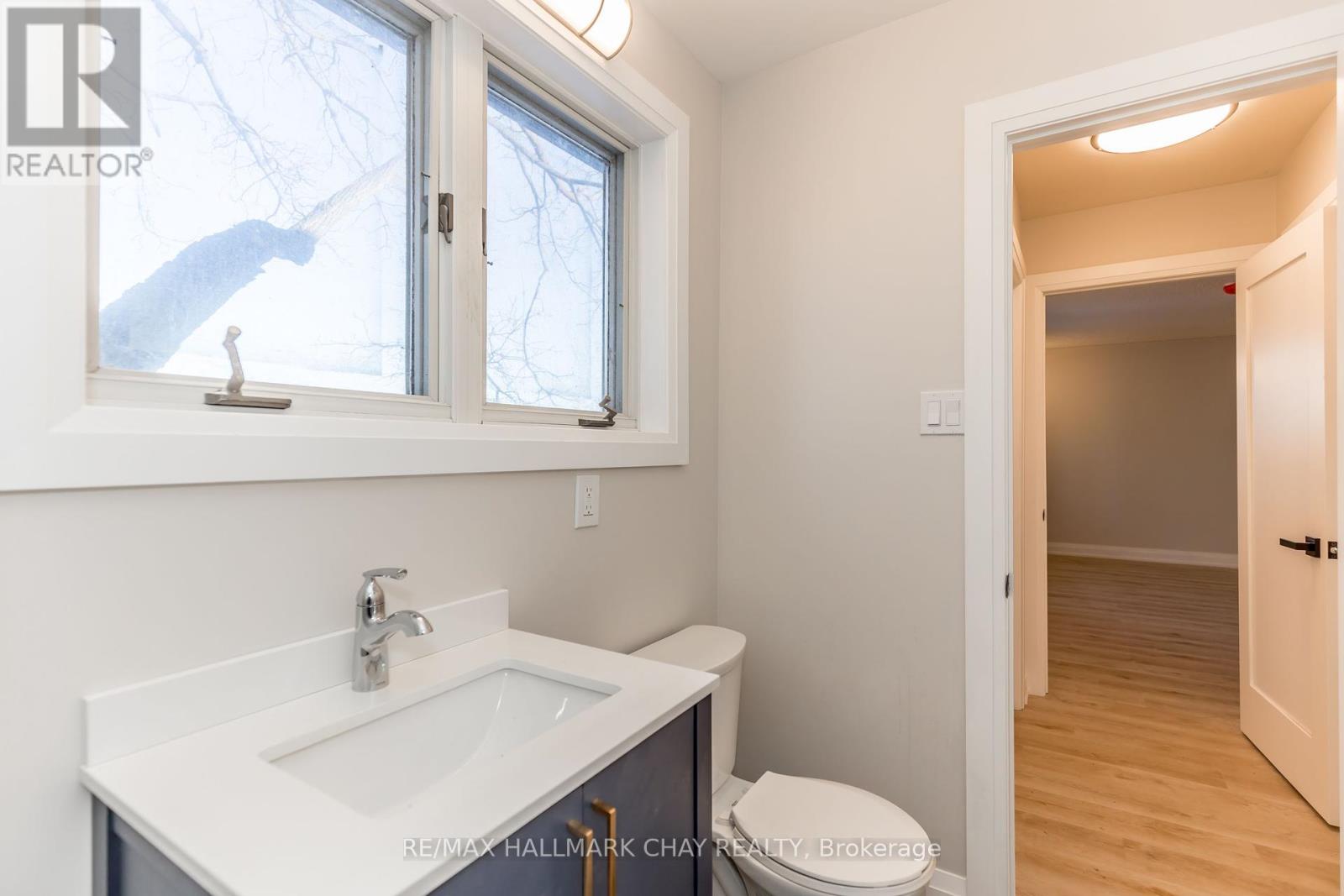 Upper - 3993 Stouffville Road, Whitchurch-Stouffville, Ontario  L4A 3X1 - Photo 34 - N12446984