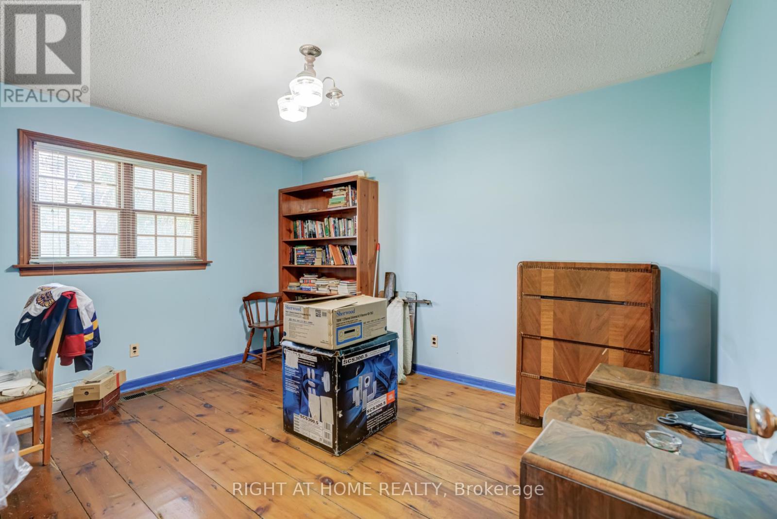 315 Main Street N, Newmarket (Bristol-London), Ontario  L3Y 9A9 - Photo 13 - N12447011
