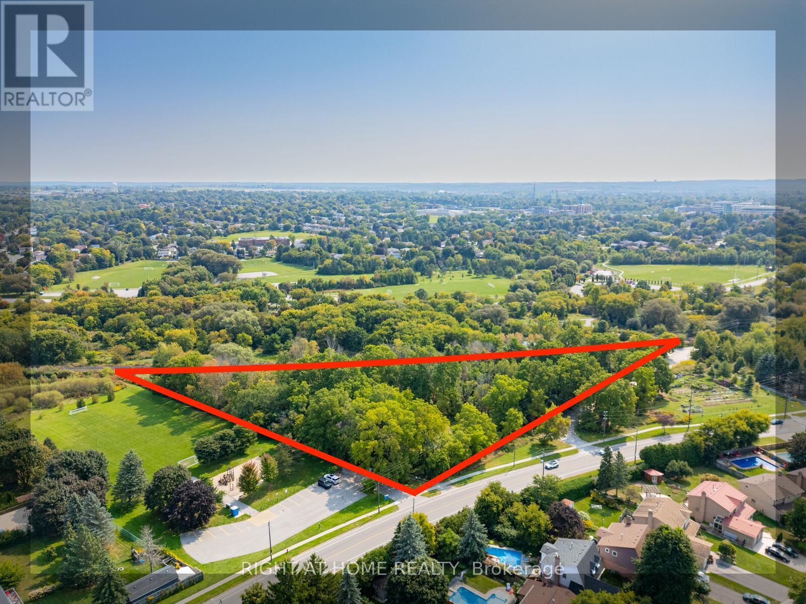 315 Main Street N, Newmarket (Bristol-London), Ontario  L3Y 9A9 - Photo 31 - N12447011