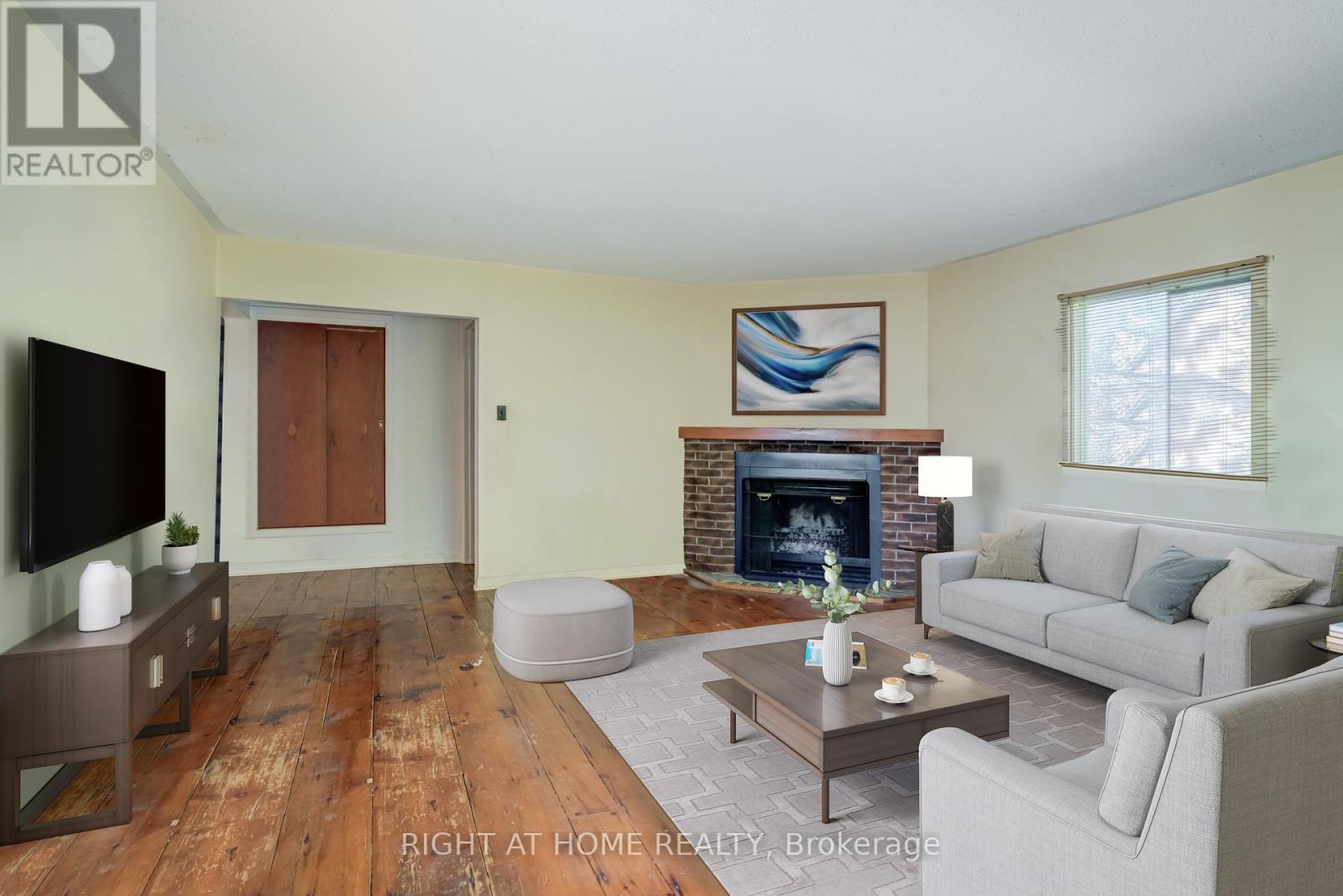 315 Main Street N, Newmarket (Bristol-London), Ontario  L3Y 9A9 - Photo 6 - N12447011