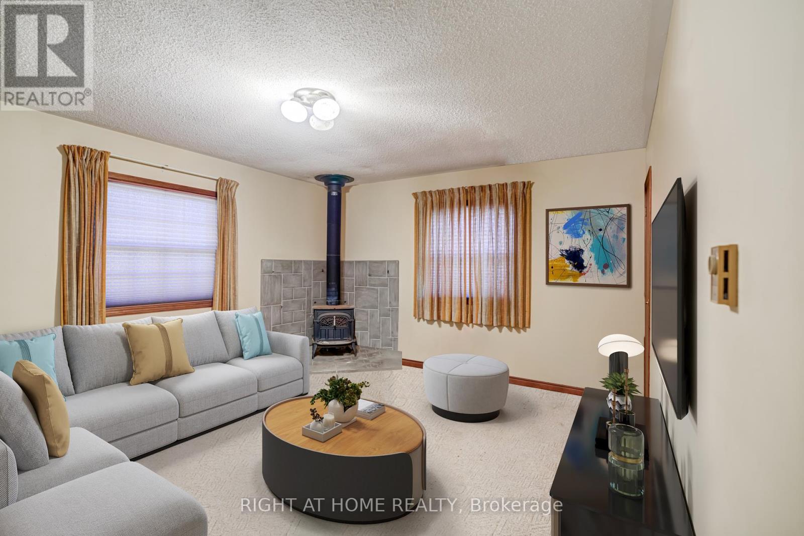 315 Main Street N, Newmarket (Bristol-London), Ontario  L3Y 9A9 - Photo 8 - N12447011