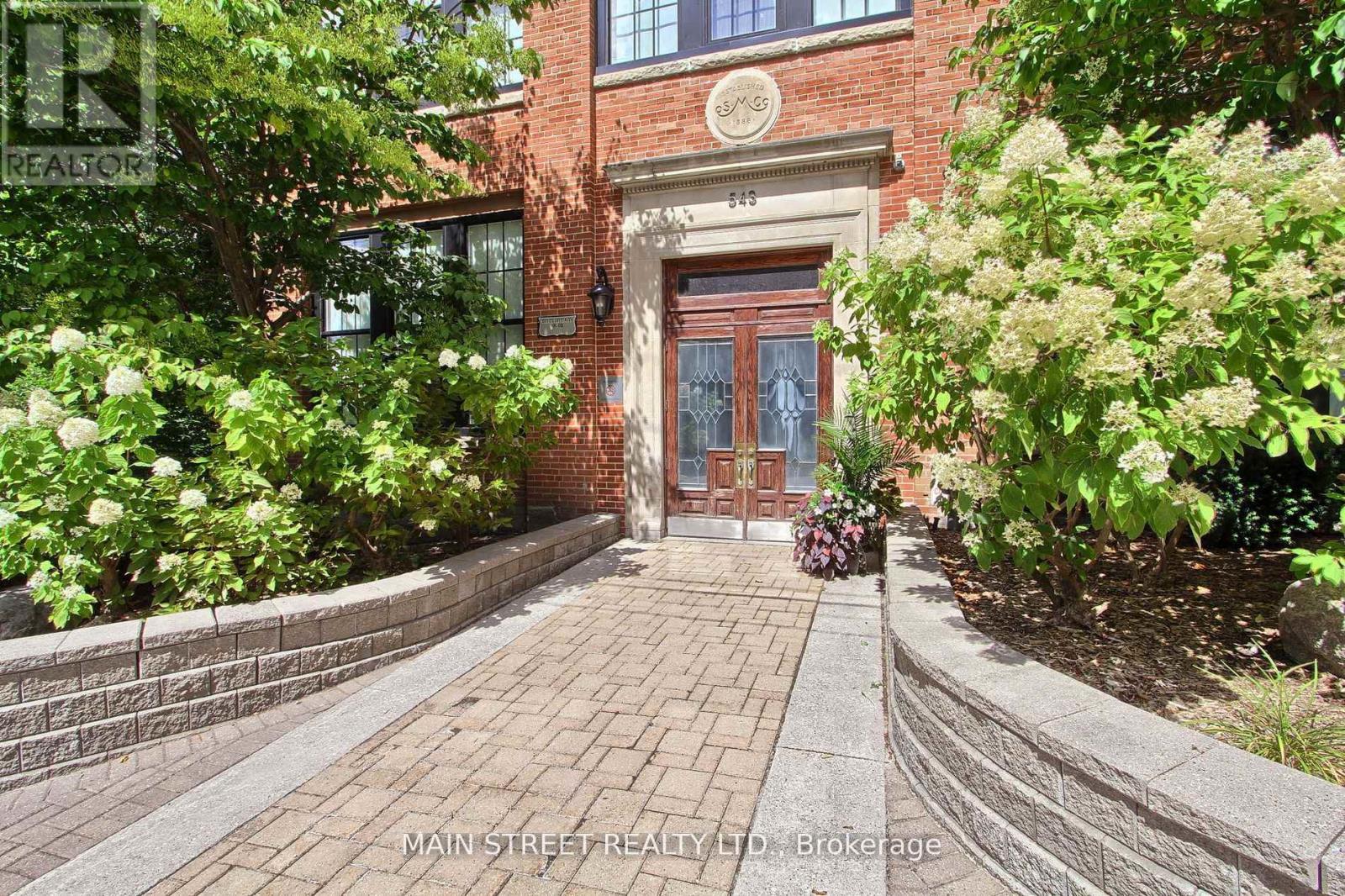 107 - 543 Timothy Street, Newmarket (Central Newmarket), Ontario  L3Y 1R1 - Photo 1 - N12447072