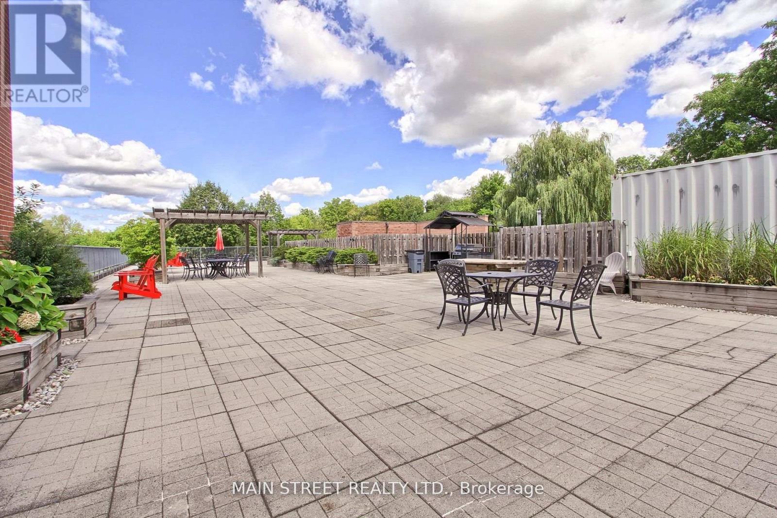 107 - 543 Timothy Street, Newmarket (Central Newmarket), Ontario  L3Y 1R1 - Photo 32 - N12447072