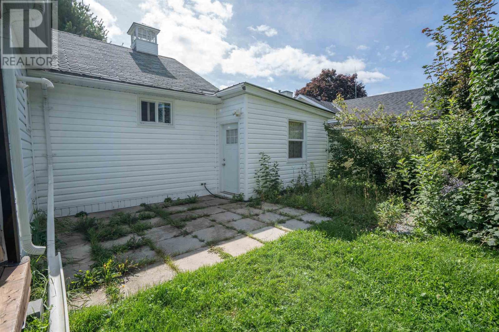 64 Curran Dr, Sault Ste. Marie, Ontario  P6B 1L1 - Photo 3 - SM252707