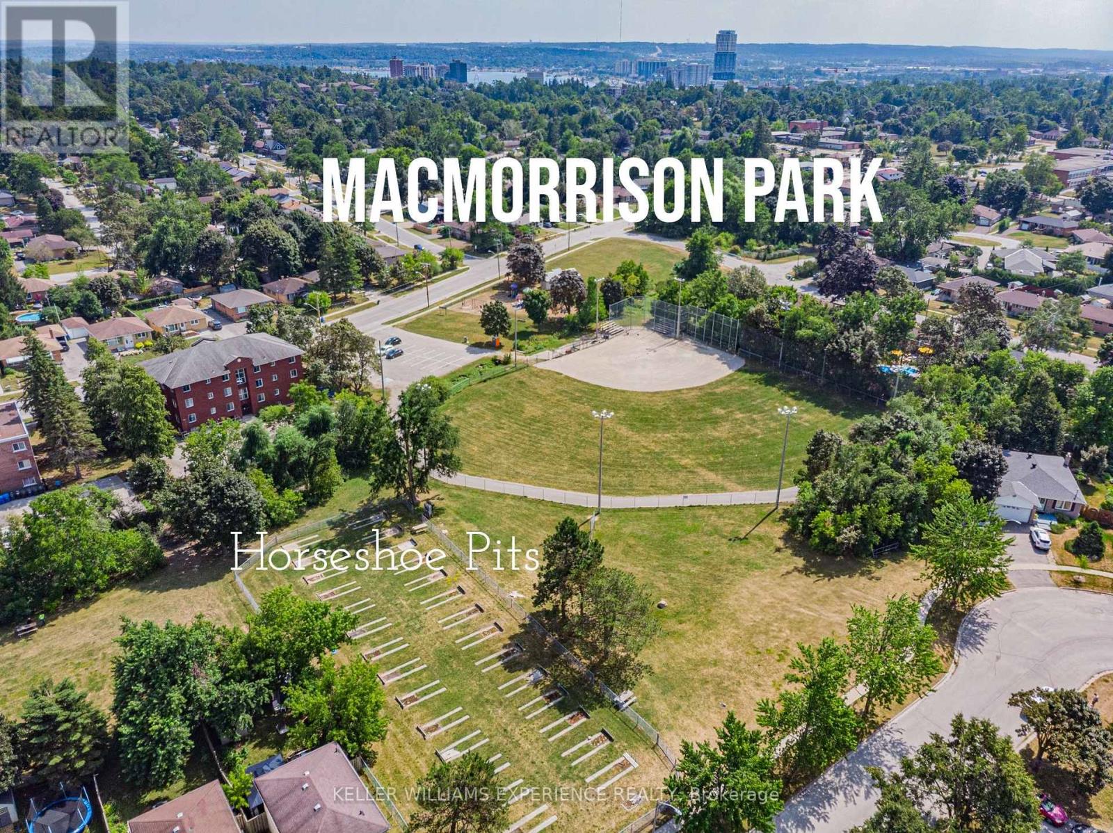 49 Laurie Crescent, Barrie (Wellington), Ontario  L4M 6C7 - Photo 4 - S12447016