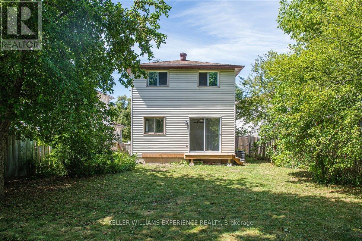 49 Laurie Crescent, Barrie (Wellington), Ontario  L4M 6C7 - Photo 9 - S12447016
