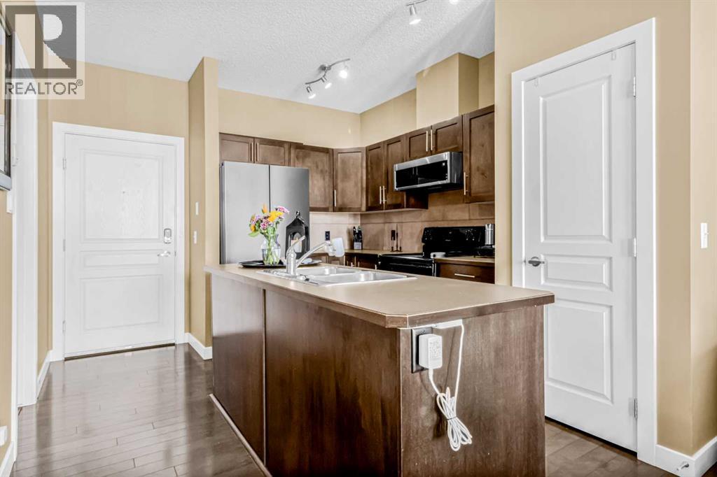 306, 10 Panatella Road Nw, Calgary, Alberta  T3K 0V4 - Photo 5 - A2262400