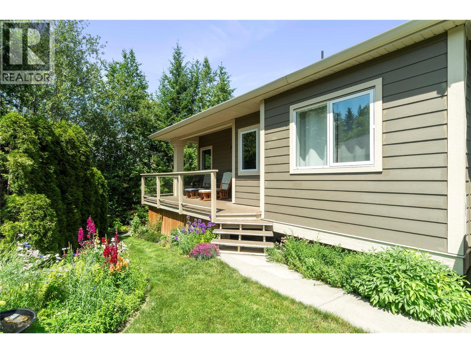 2396 Terrace Place, Blind Bay, British Columbia  V0E 1H2 - Photo 4 - 10341121