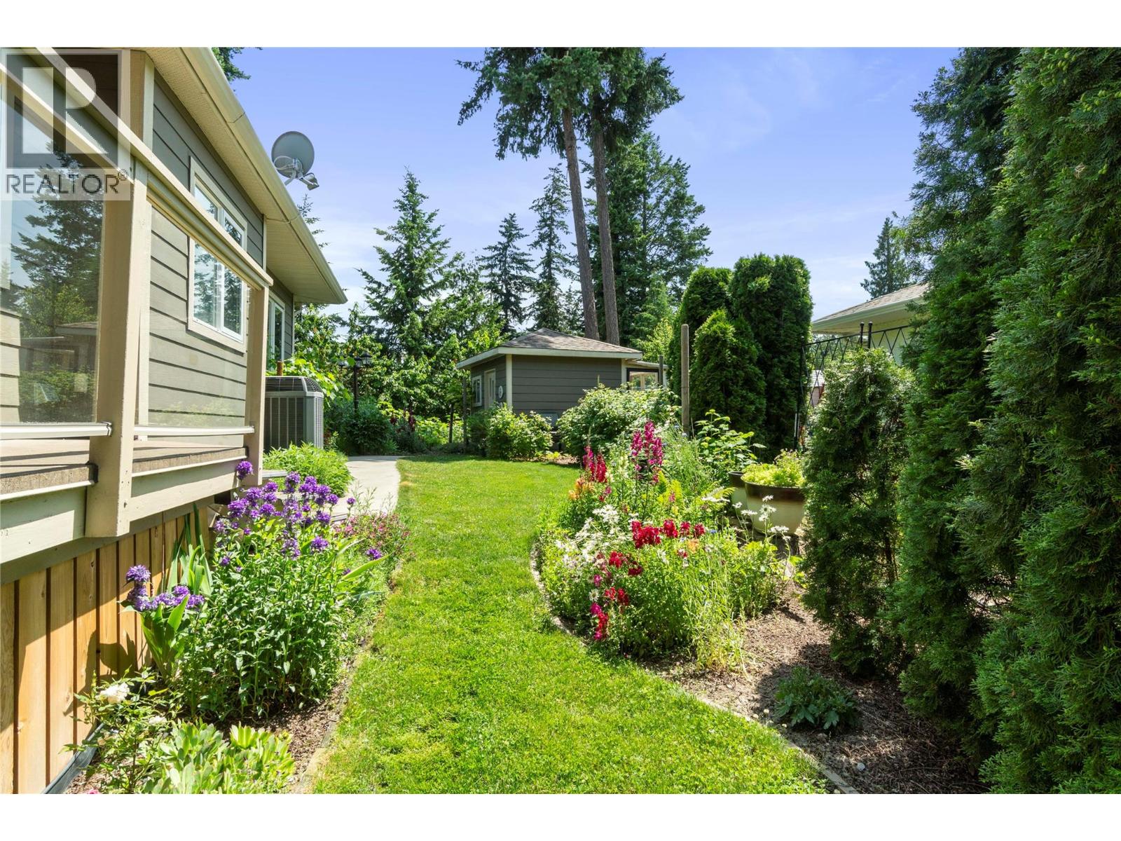 2396 Terrace Place, Blind Bay, British Columbia  V0E 1H2 - Photo 3 - 10341121