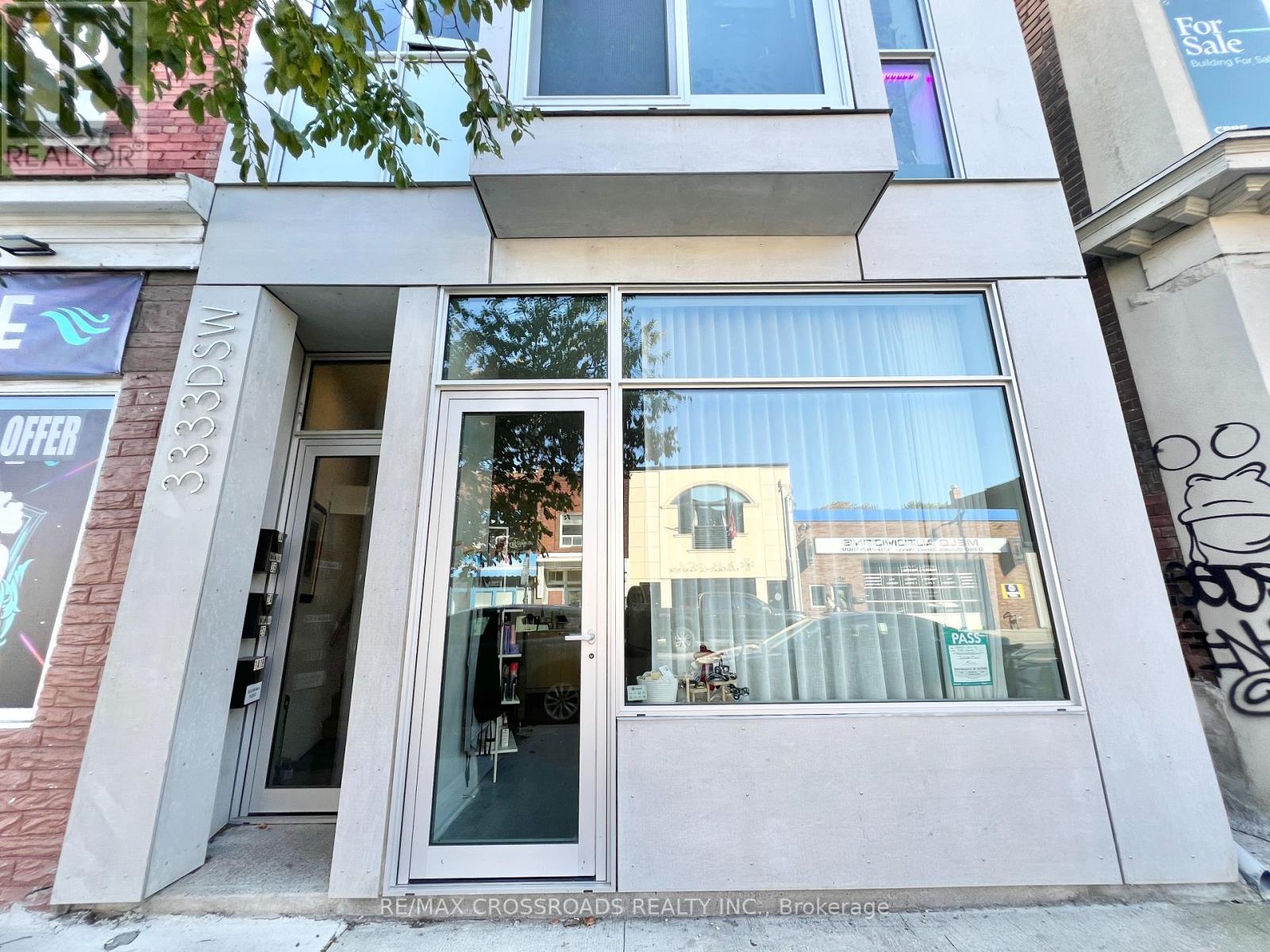 1A - 3333 DUNDAS STREET W, Toronto, Ontario
