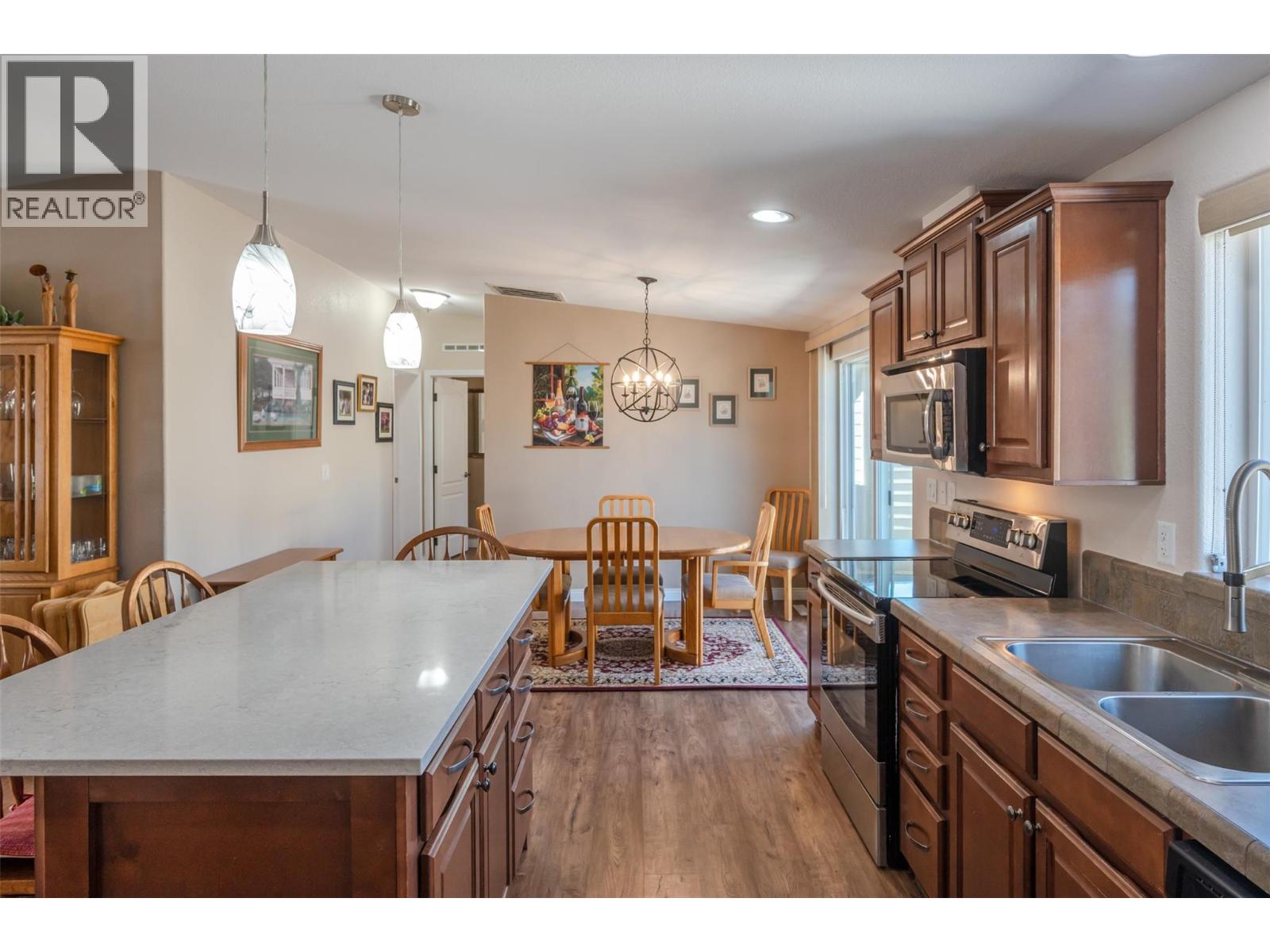 8300 Gallagher Lake Frontage Road Unit# 55, Oliver, British Columbia  V0H 1T2 - Photo 14 - 10359100