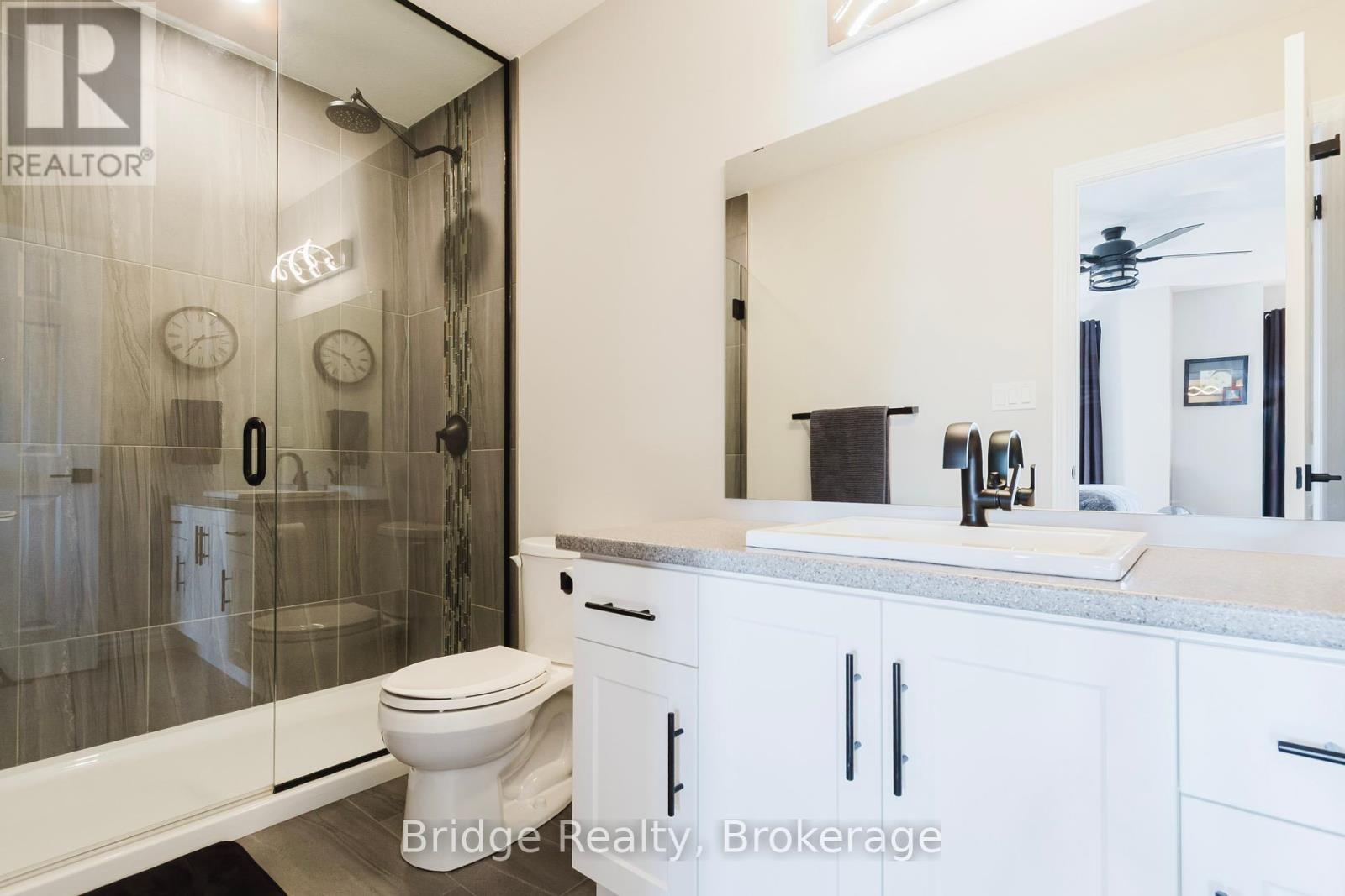 1637 Dunkirk Avenue, Woodstock, Ontario  N4T 0L7 - Photo 33 - X12447110