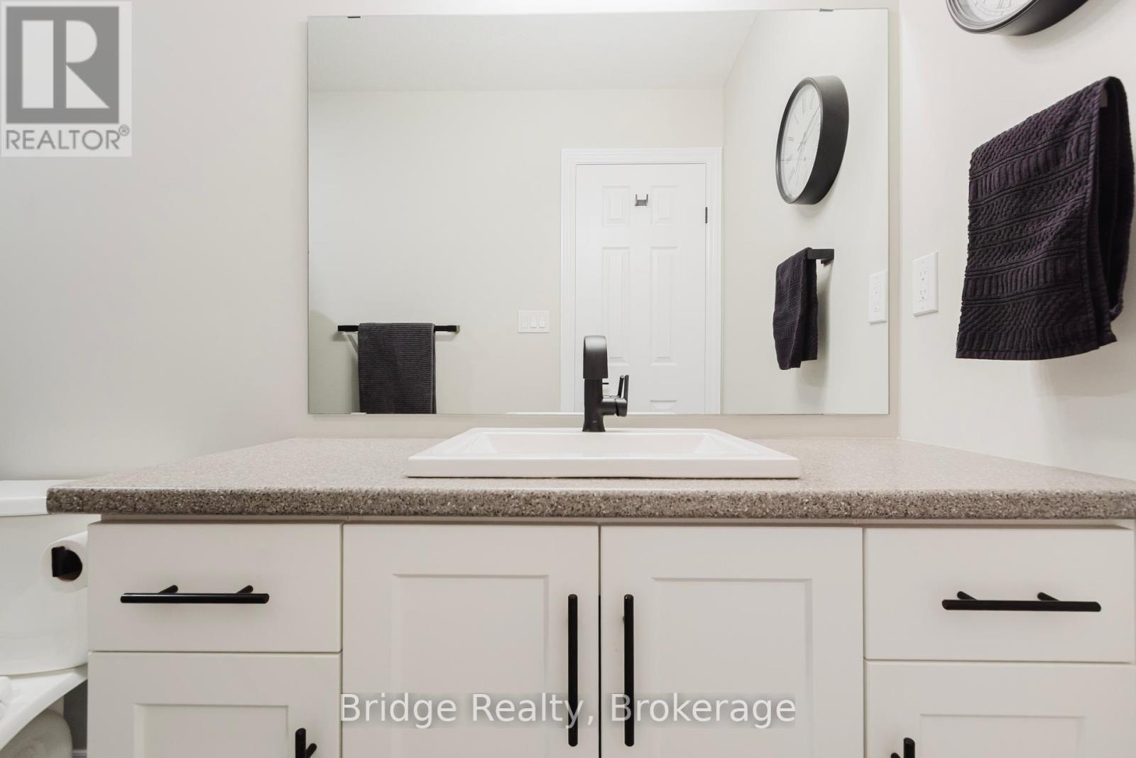 1637 Dunkirk Avenue, Woodstock, Ontario  N4T 0L7 - Photo 34 - X12447110
