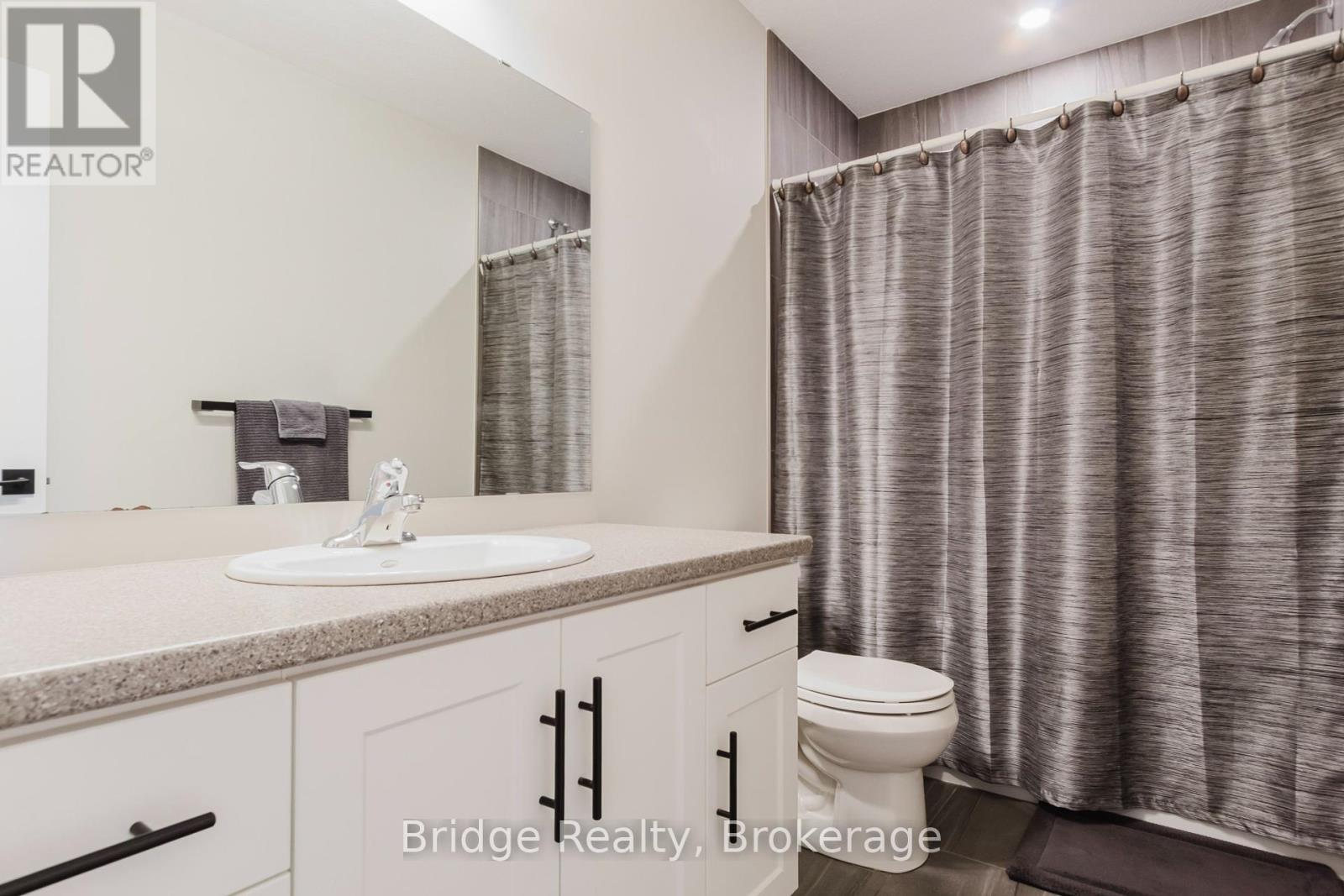 1637 Dunkirk Avenue, Woodstock, Ontario  N4T 0L7 - Photo 36 - X12447110