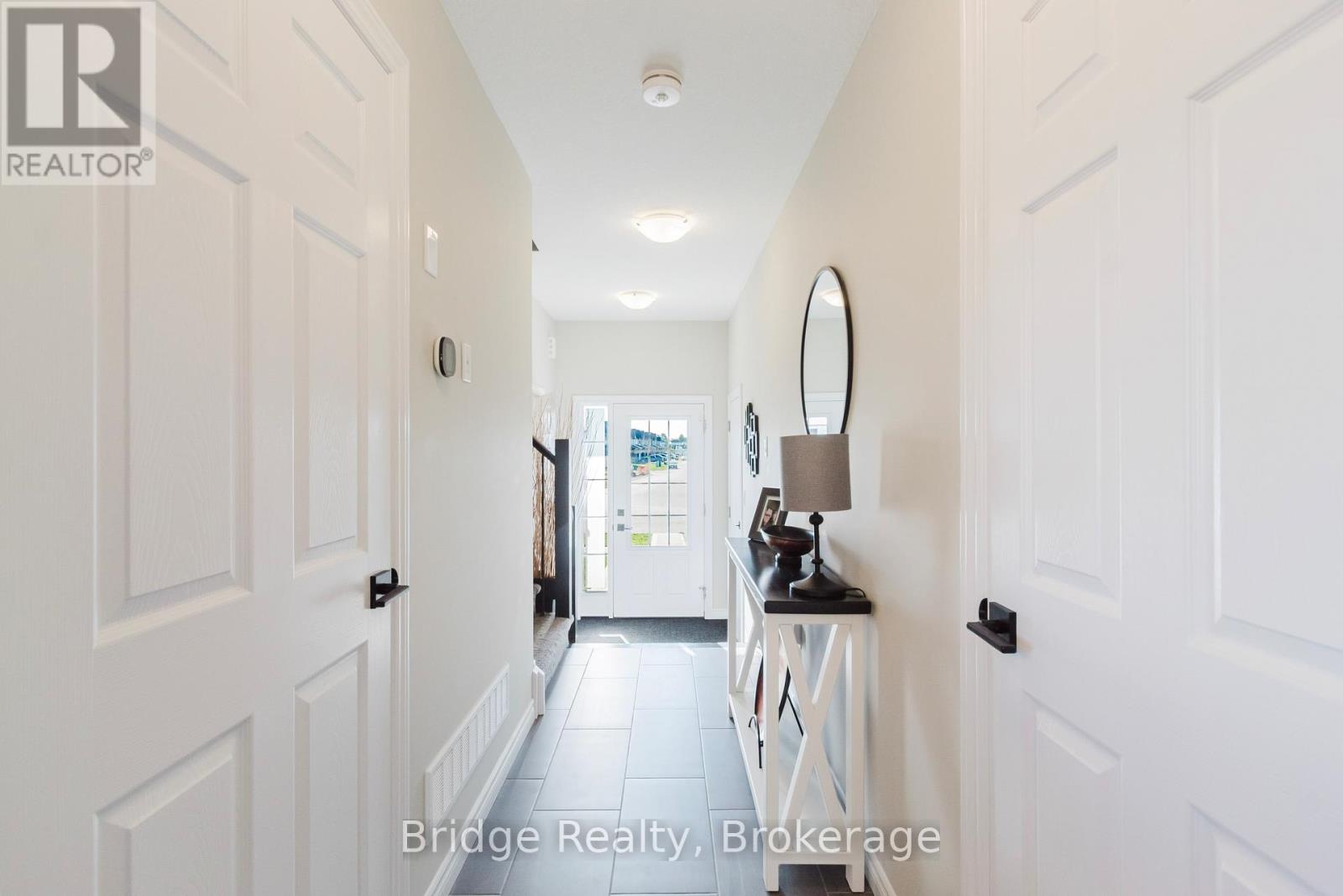 1637 Dunkirk Avenue, Woodstock, Ontario  N4T 0L7 - Photo 5 - X12447110