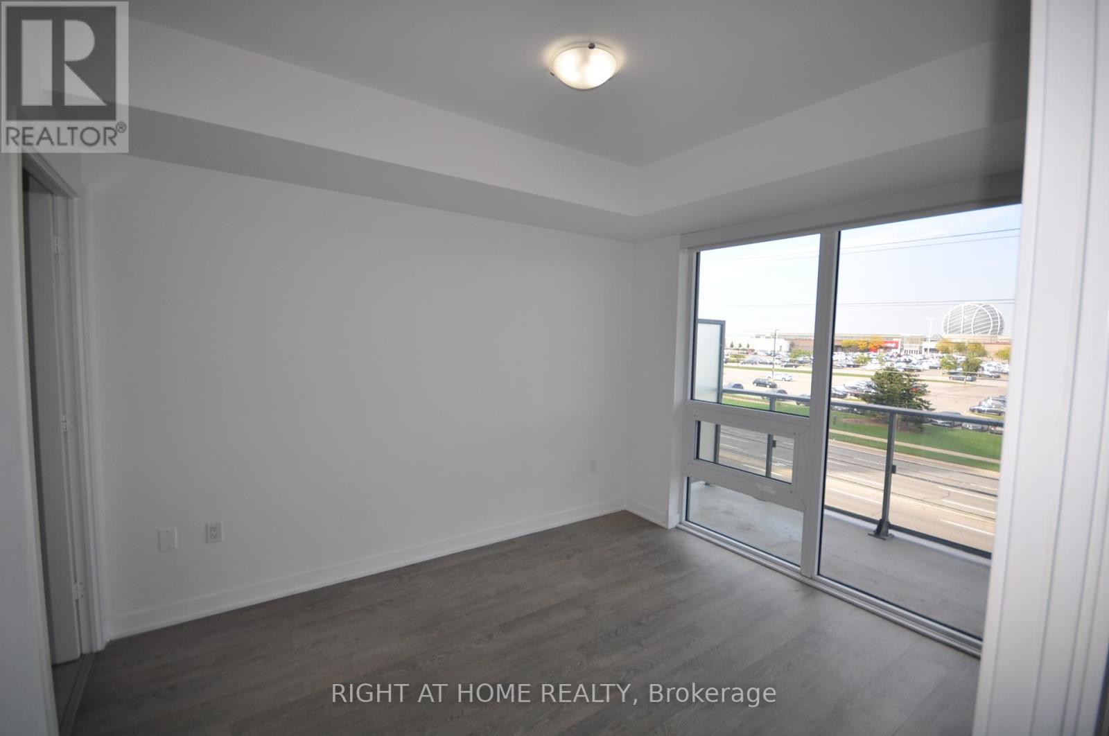 308 - 4675 Metcalfe Avenue, Mississauga, Ontario  L5M 0Z8 - Photo 13 - W12446993