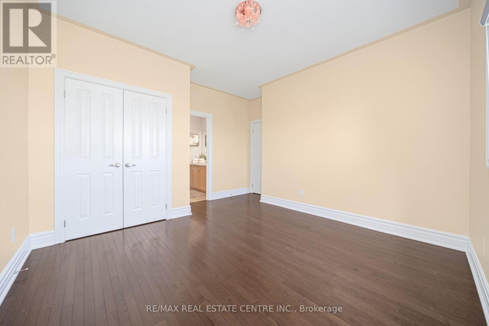 15 Interlacken Drive, Brampton (Credit Valley), Ontario  L6X 0Y1 - Photo 28 - W12447006