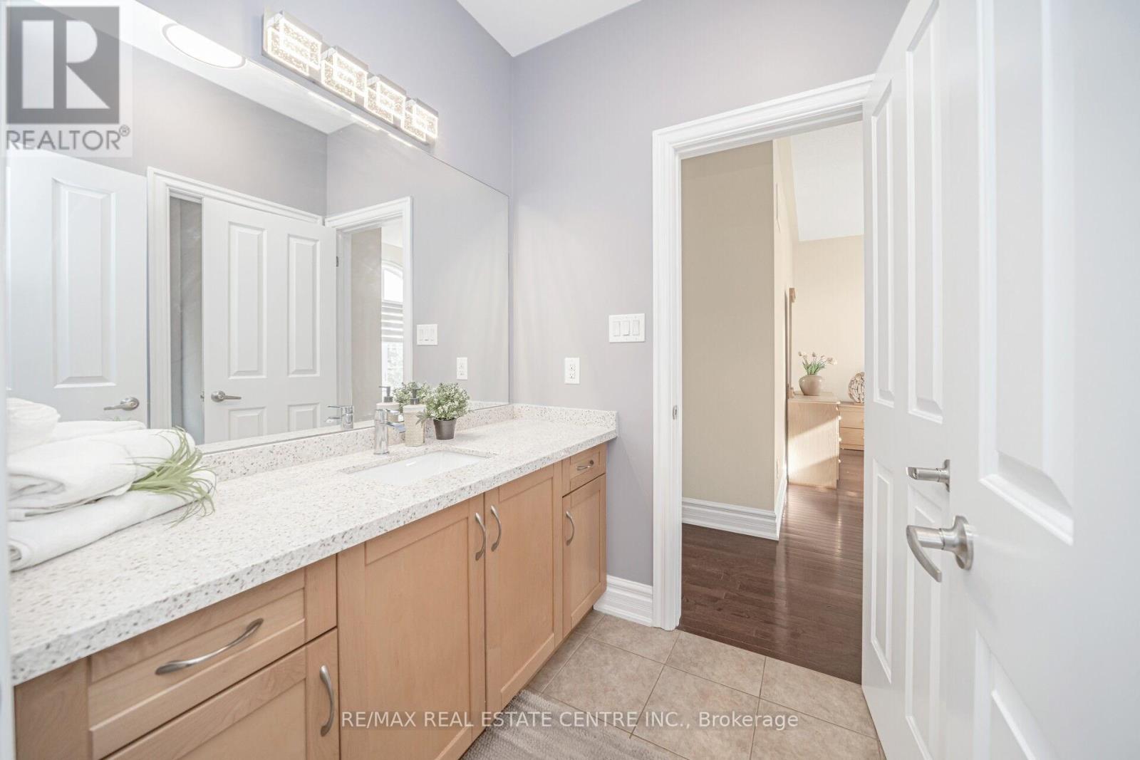 15 Interlacken Drive, Brampton (Credit Valley), Ontario  L6X 0Y1 - Photo 34 - W12447006