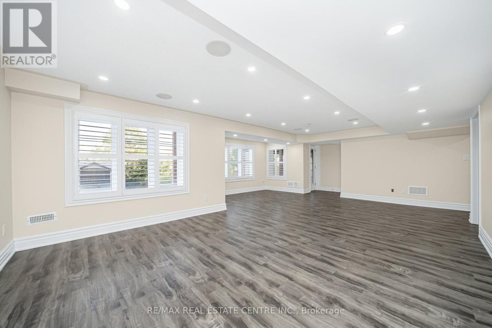15 Interlacken Drive, Brampton (Credit Valley), Ontario  L6X 0Y1 - Photo 41 - W12447006