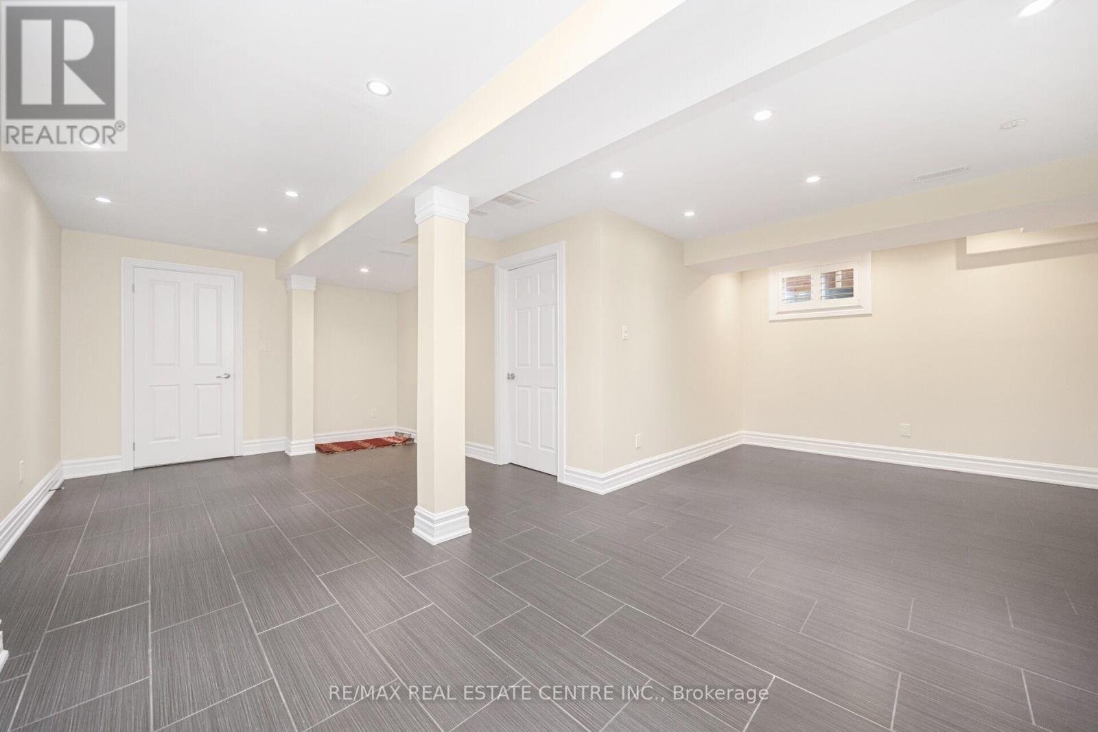 15 Interlacken Drive, Brampton (Credit Valley), Ontario  L6X 0Y1 - Photo 46 - W12447006