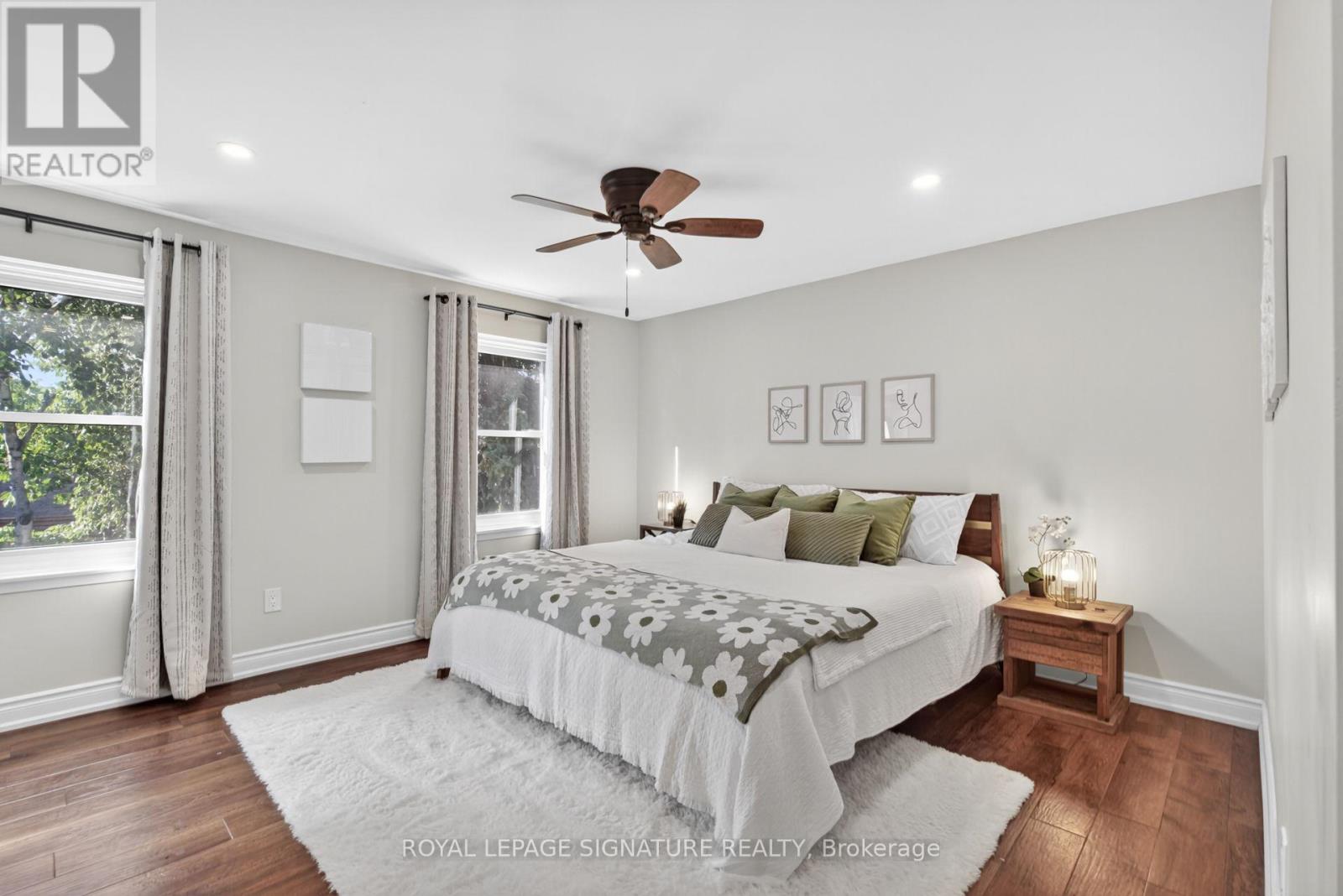 2254 Carol Road, Oakville (Fd Ford), Ontario  L6J 5L1 - Photo 23 - W12447019