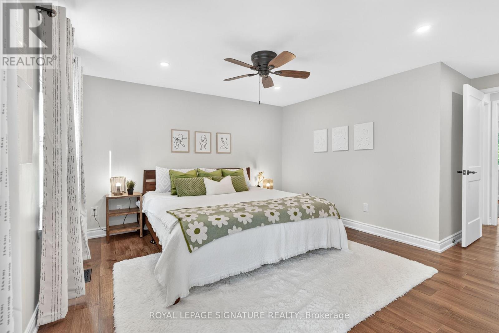 2254 Carol Road, Oakville (Fd Ford), Ontario  L6J 5L1 - Photo 25 - W12447019