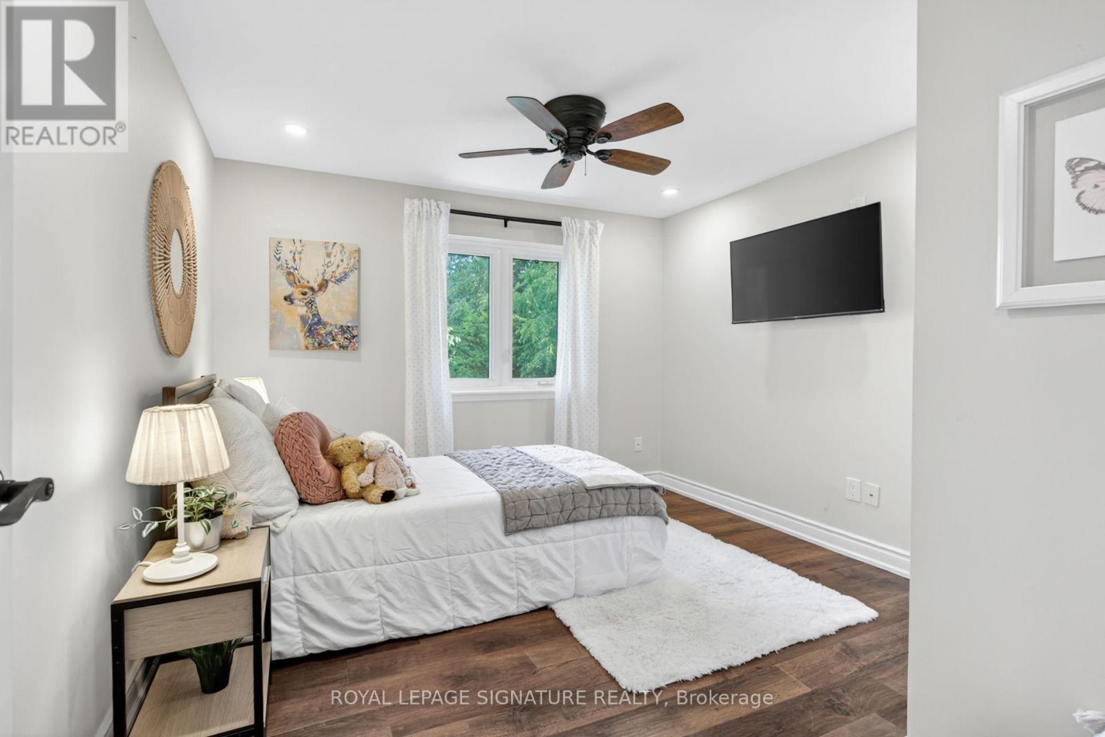 2254 Carol Road, Oakville (Fd Ford), Ontario  L6J 5L1 - Photo 31 - W12447019